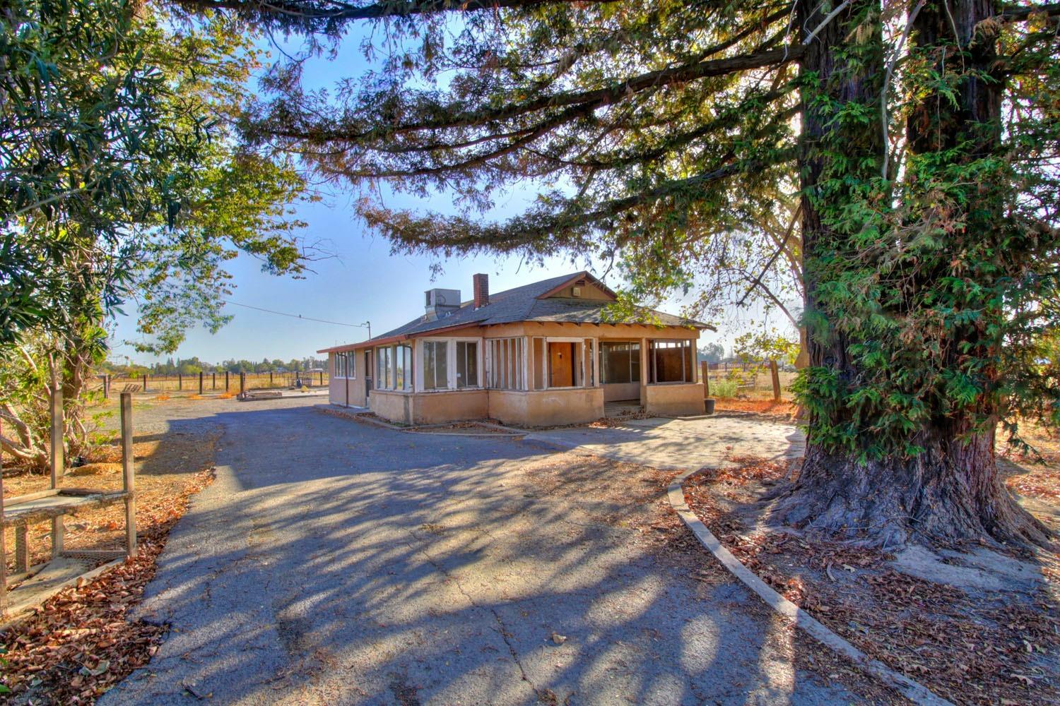 Photo of 9070 Gerber Rd in Sacramento, CA