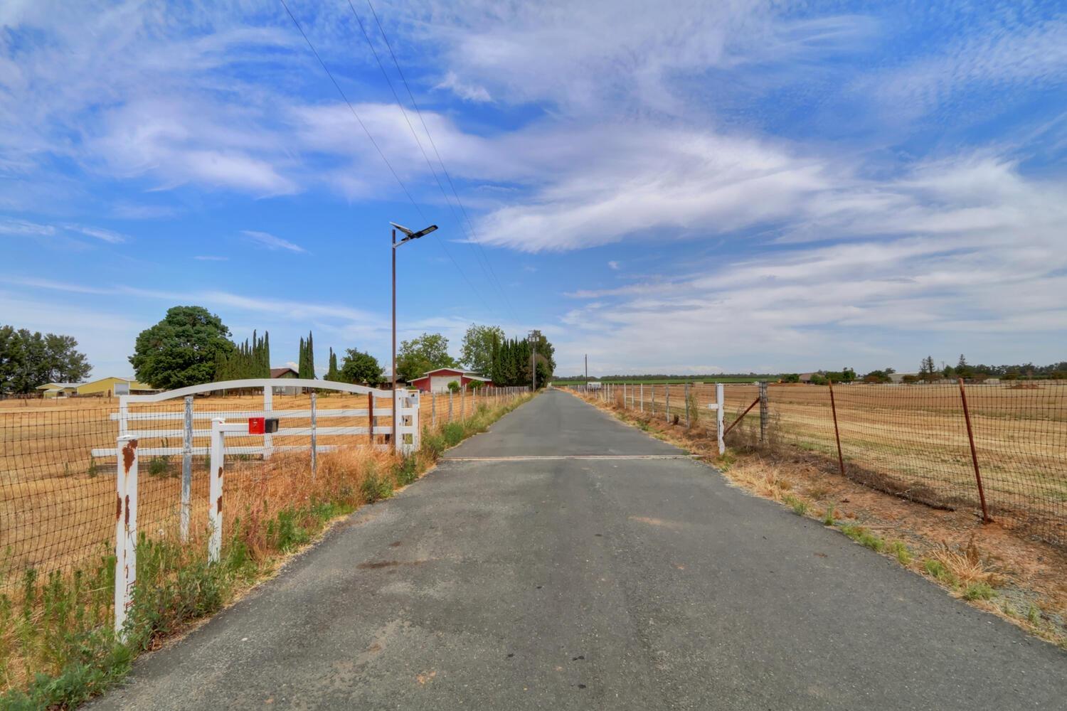 Alabama Road, Herald, California image 2