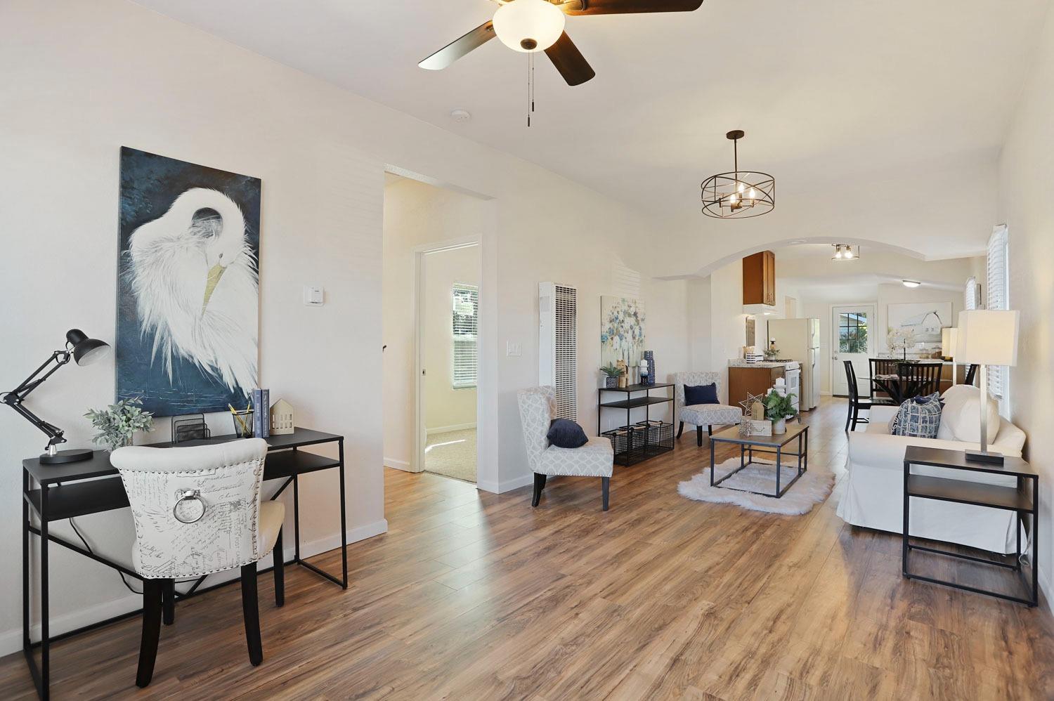 Detail Gallery Image 6 of 29 For 904 S Golden Gate Ave, Stockton,  CA 95205 - 3 Beds | 2 Baths