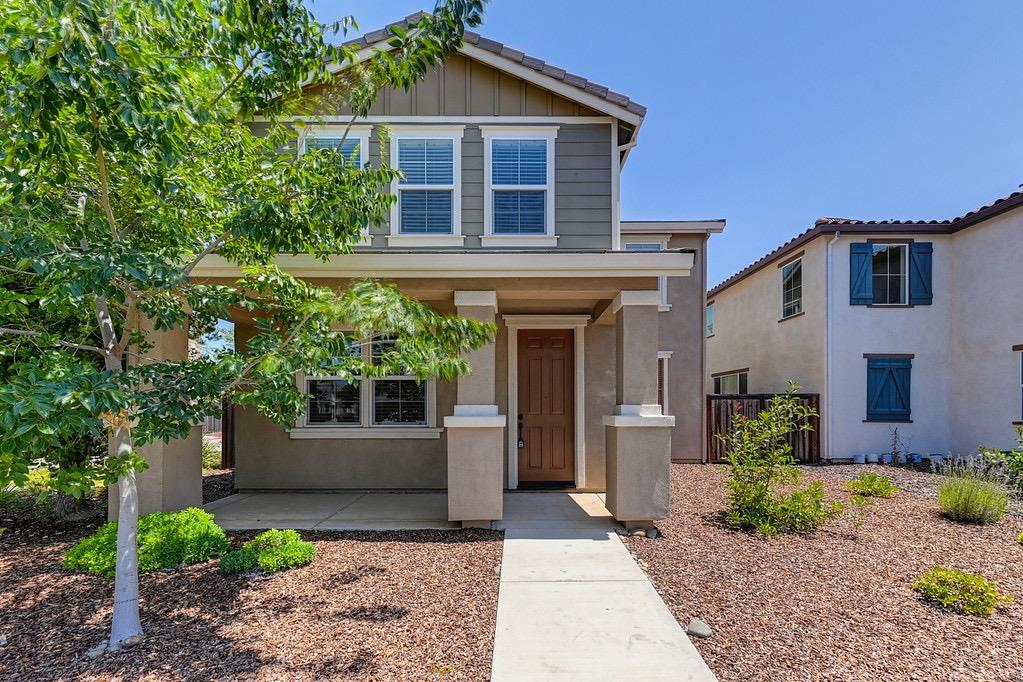 Photo of 3231 Foxton Wy in Rancho Cordova, CA