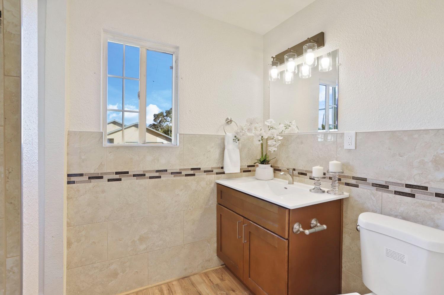 Detail Gallery Image 20 of 29 For 904 S Golden Gate Ave, Stockton,  CA 95205 - 3 Beds | 2 Baths