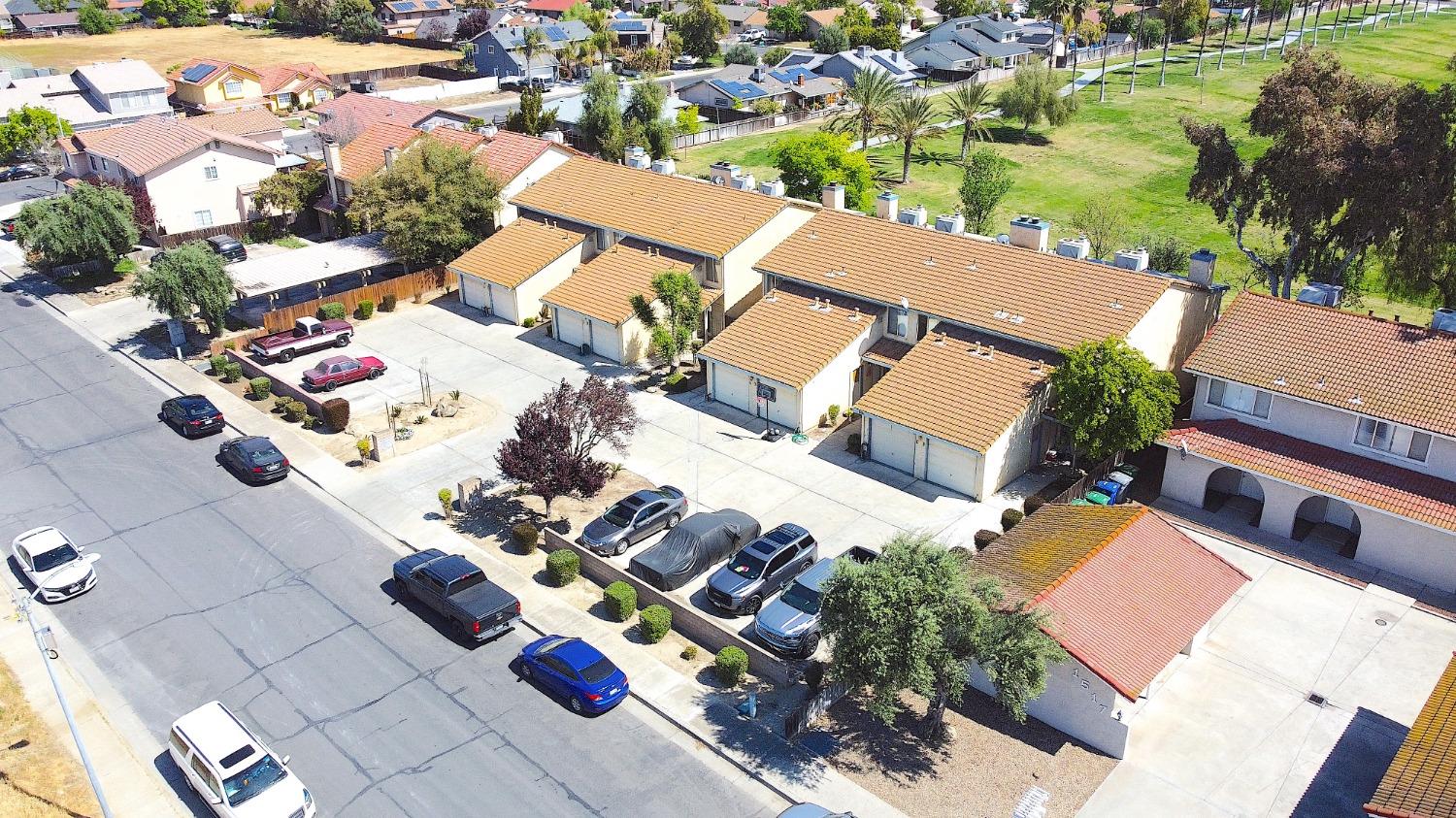 Detail Gallery Image 1 of 12 For 1521 Racquet Club Dr, Los Banos,  CA 93635 - – Beds | – Baths