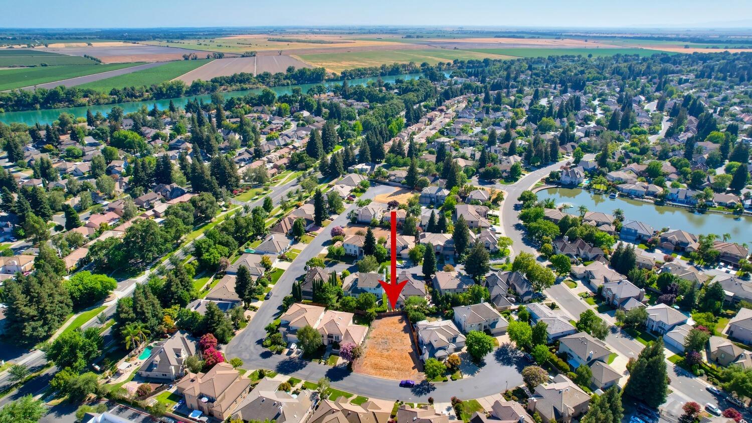 Photo of 1049 E Landing Wy in Sacramento, CA