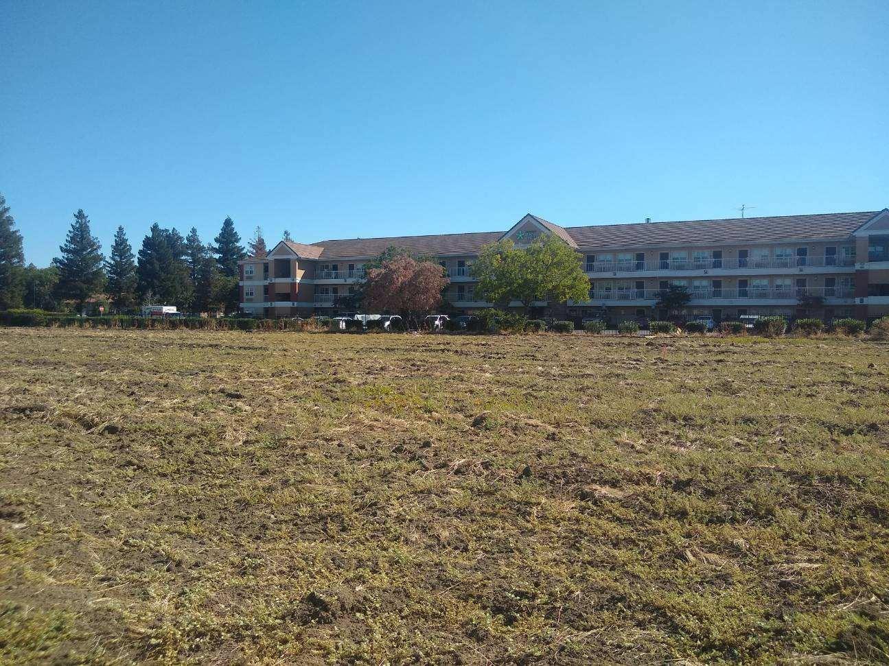 Photo of Rosin Ct in Sacramento, CA