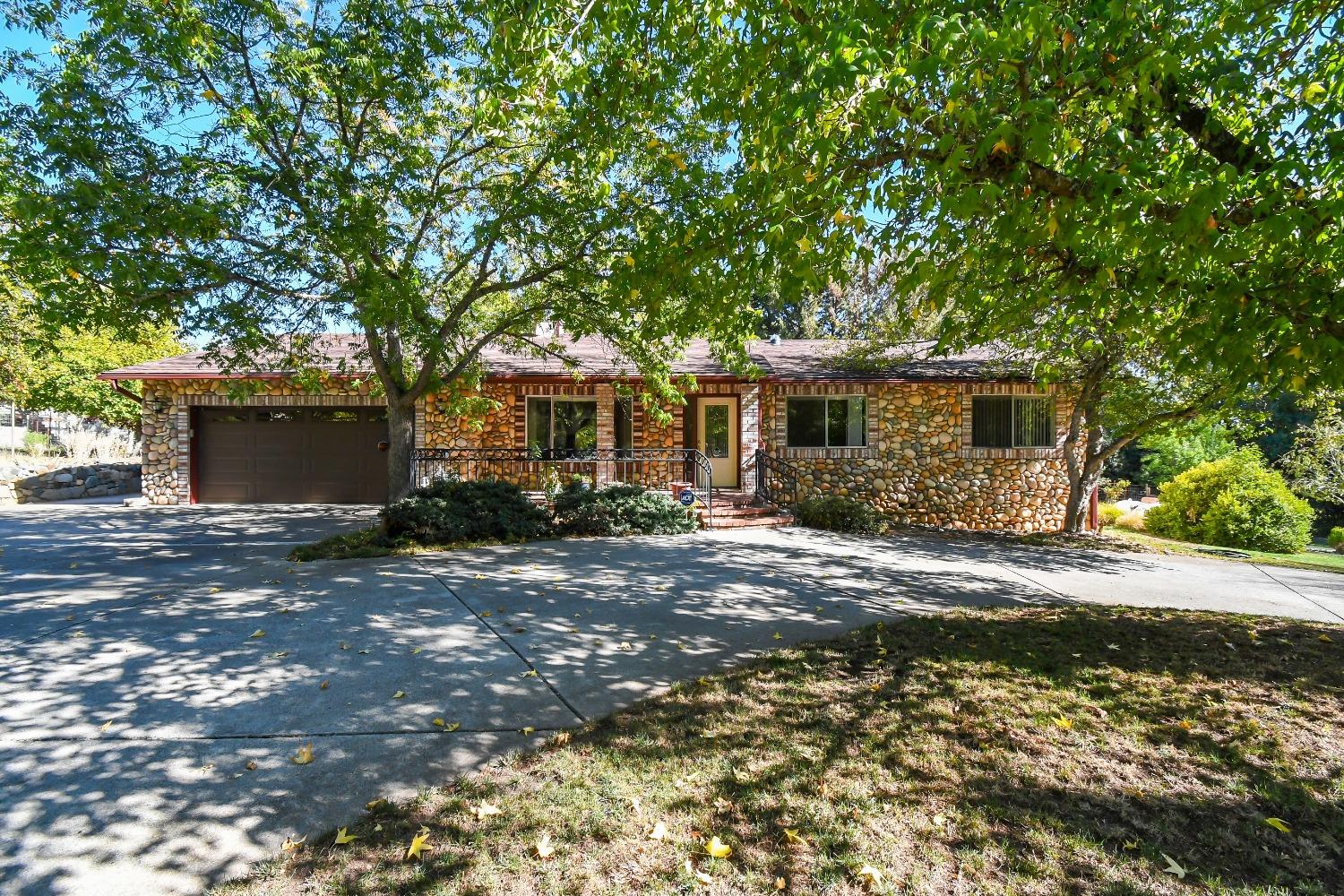 Photo of 13271 Thistle Loop in Penn Valley, CA