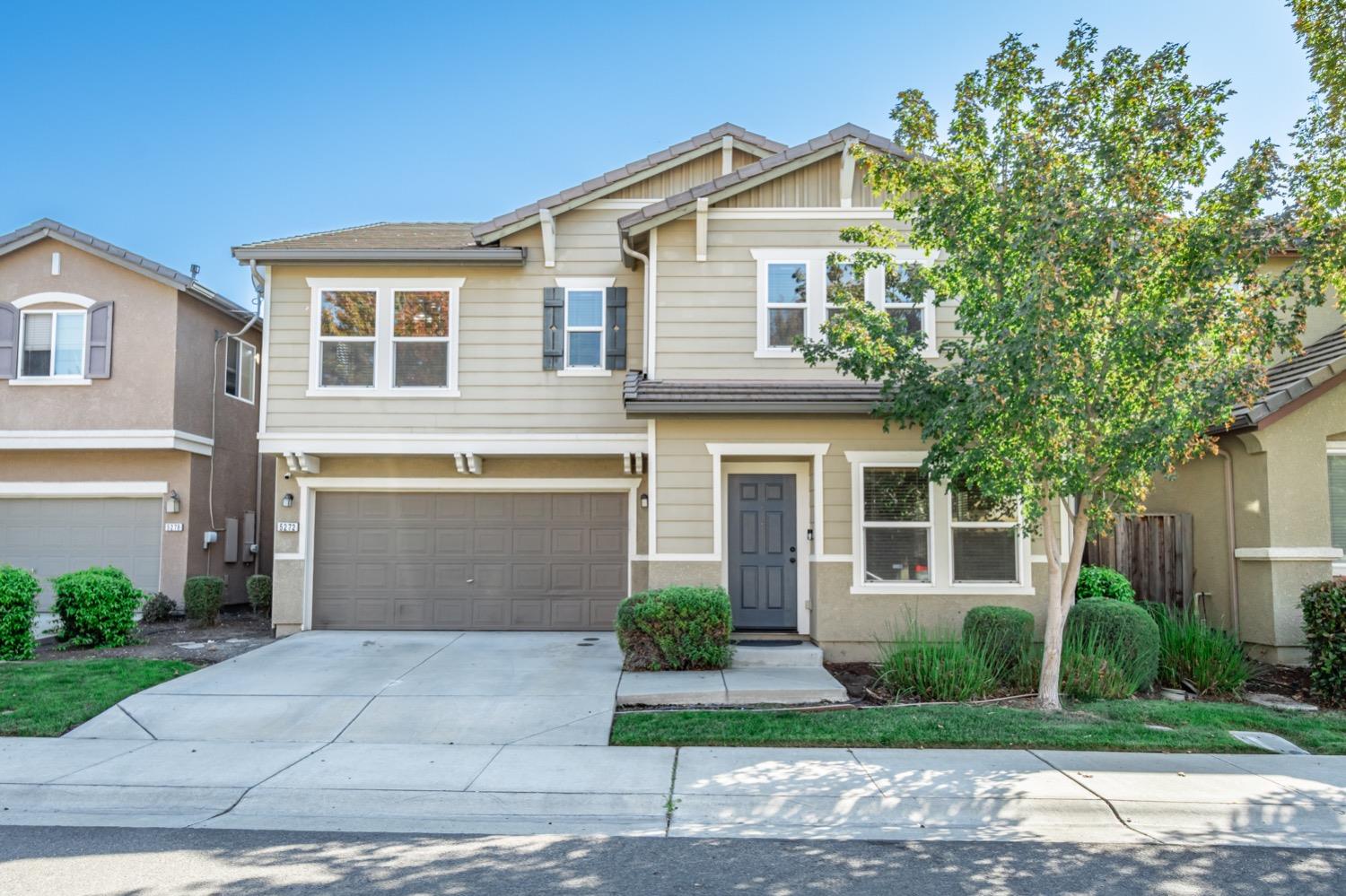 Detail Gallery Image 1 of 1 For 5272 Glimmer Way, Sacramento,  CA 95835 - 4 Beds | 2/1 Baths