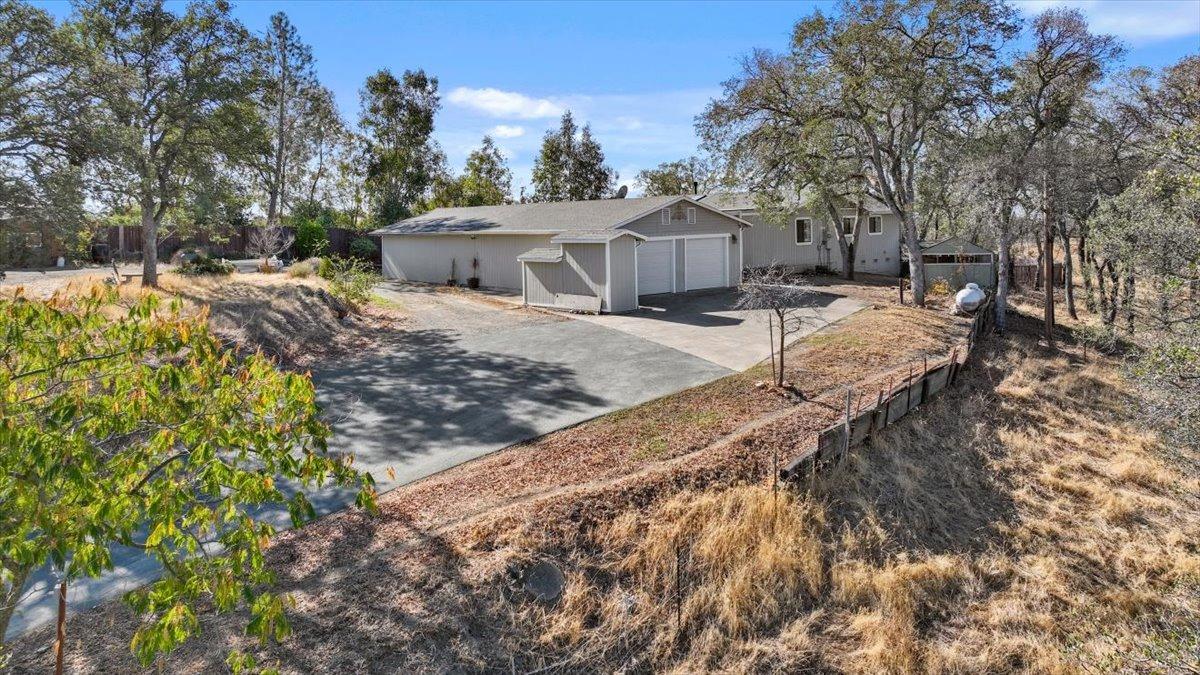 Photo of 6738 Dalee Rd in Valley Springs, CA