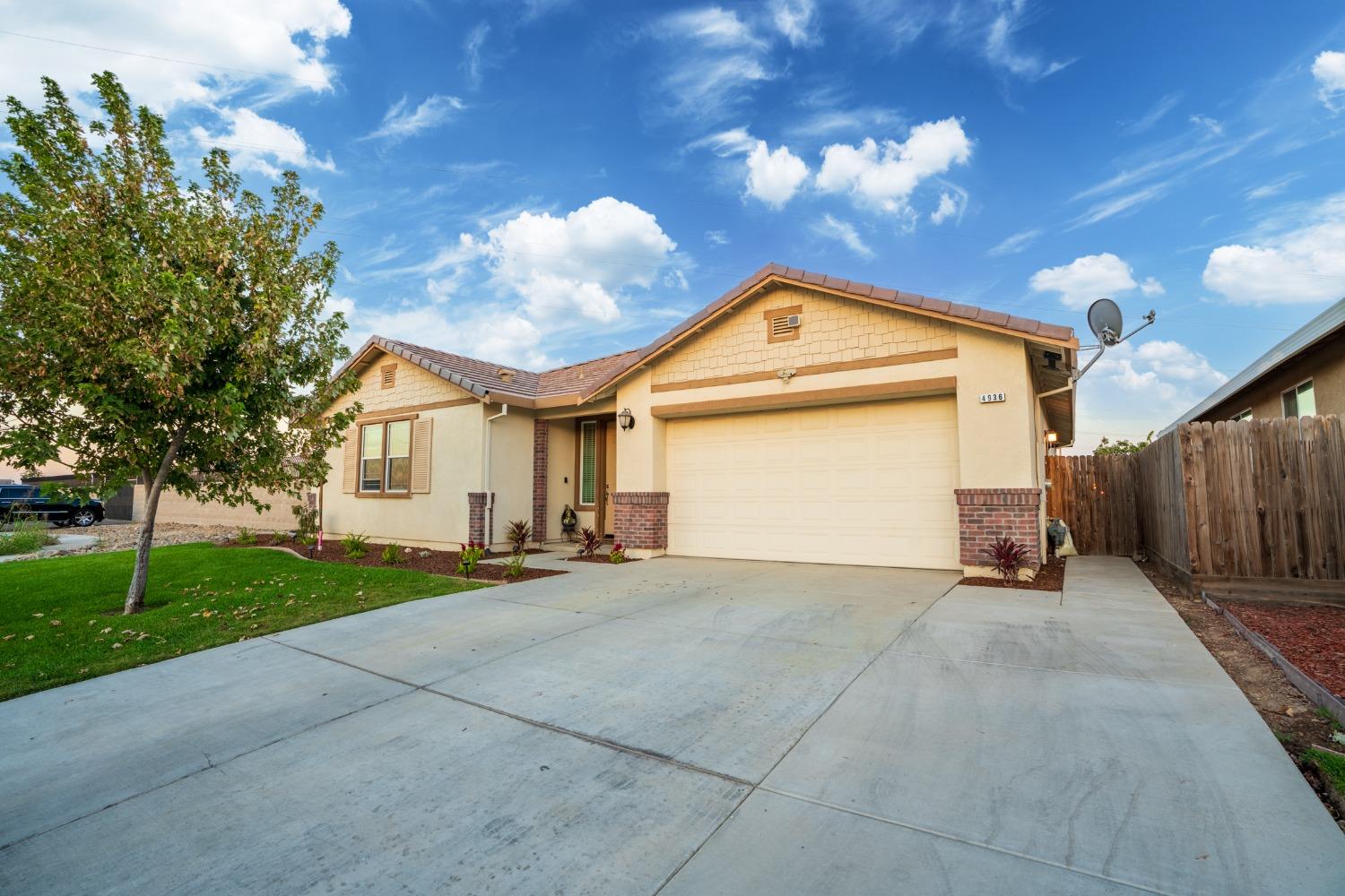 Detail Gallery Image 2 of 33 For 4936 Webber Ct, Merced,  CA 95348 - 3 Beds | 2 Baths