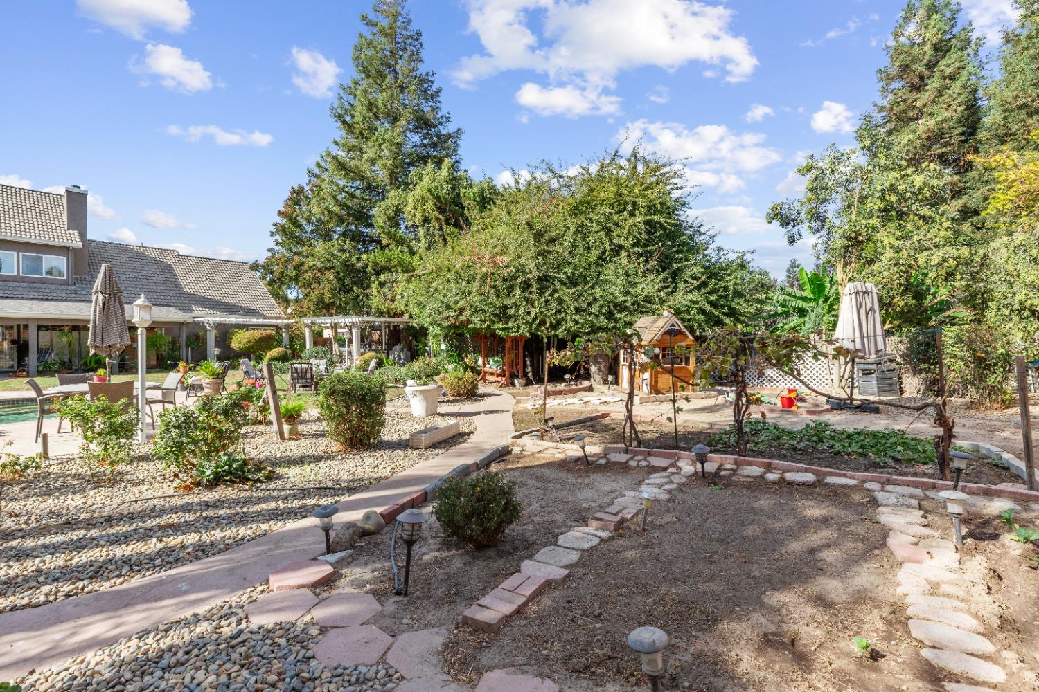 Detail Gallery Image 46 of 56 For 1920 Wyndfair, Turlock,  CA 95382 - 4 Beds | 4 Baths