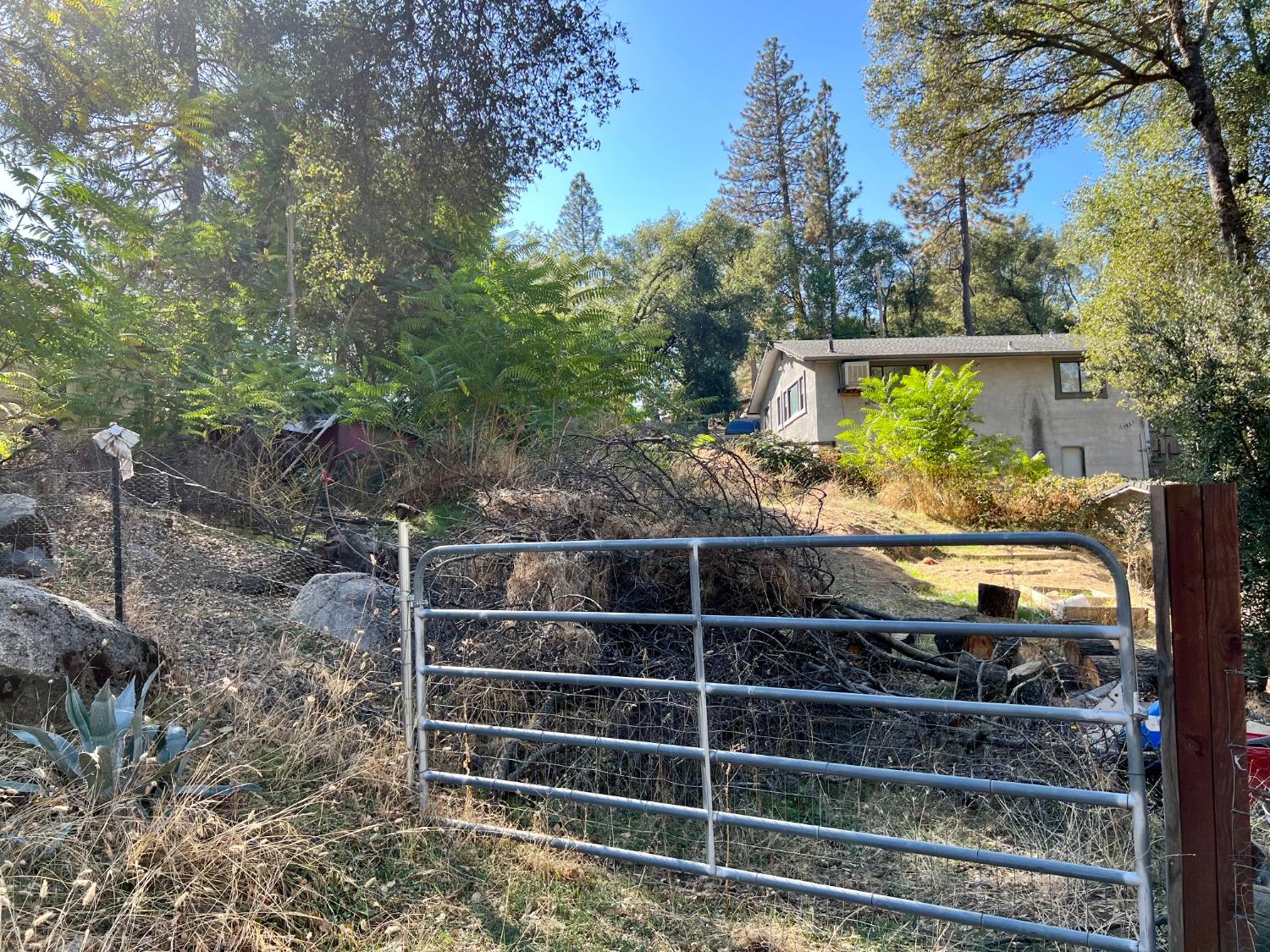 Photo of 13 Oak Trl in River Pines, CA