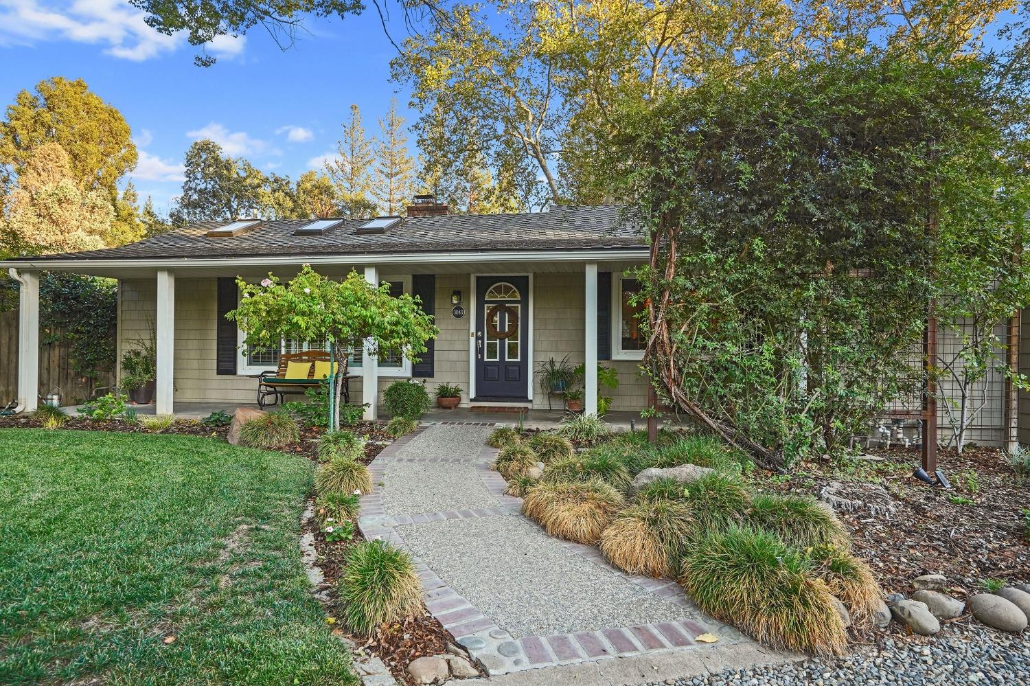 3080 Sierra Boulevard, Sacramento, CA 95864