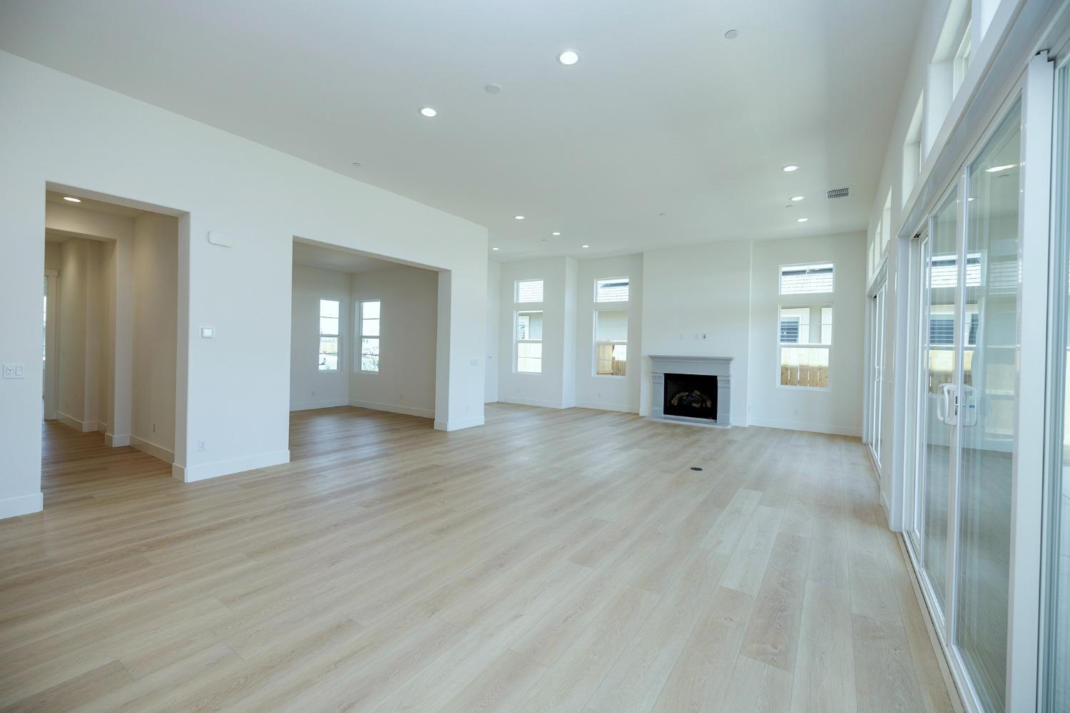 Detail Gallery Image 15 of 67 For 2600 Fairbanks Ranch Rd, Turlock,  CA 95382 - 4 Beds | 4/1 Baths