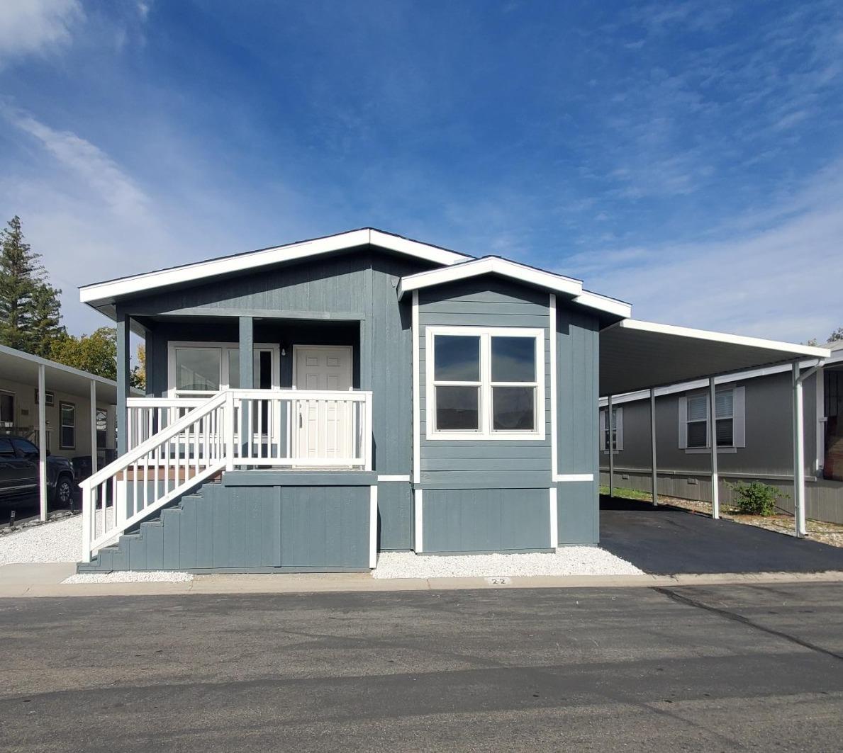 Photo of 6154 S Walnut St #22 in Loomis, CA