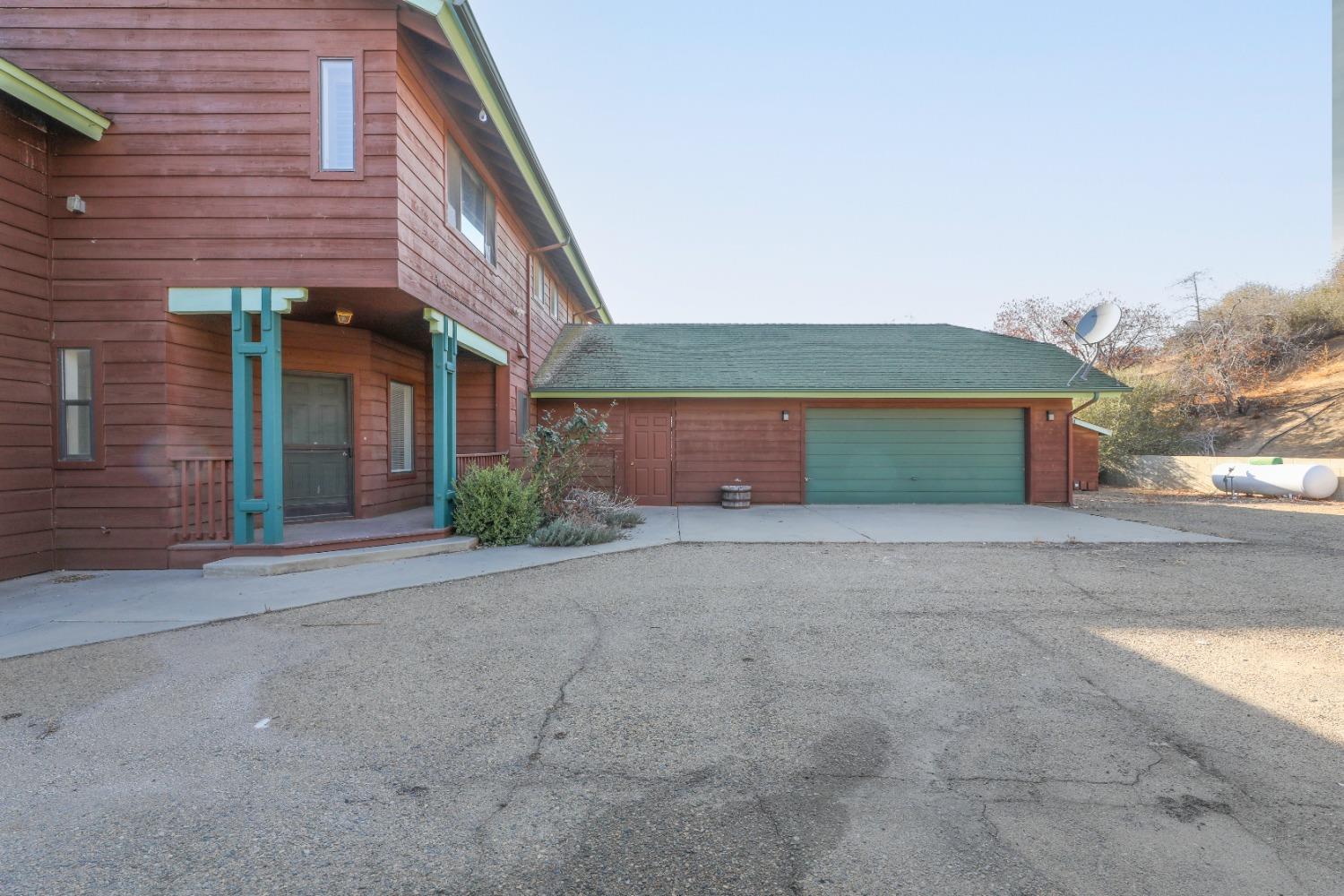 49802 Lullaby Lane, Squaw Valley, CA 93675