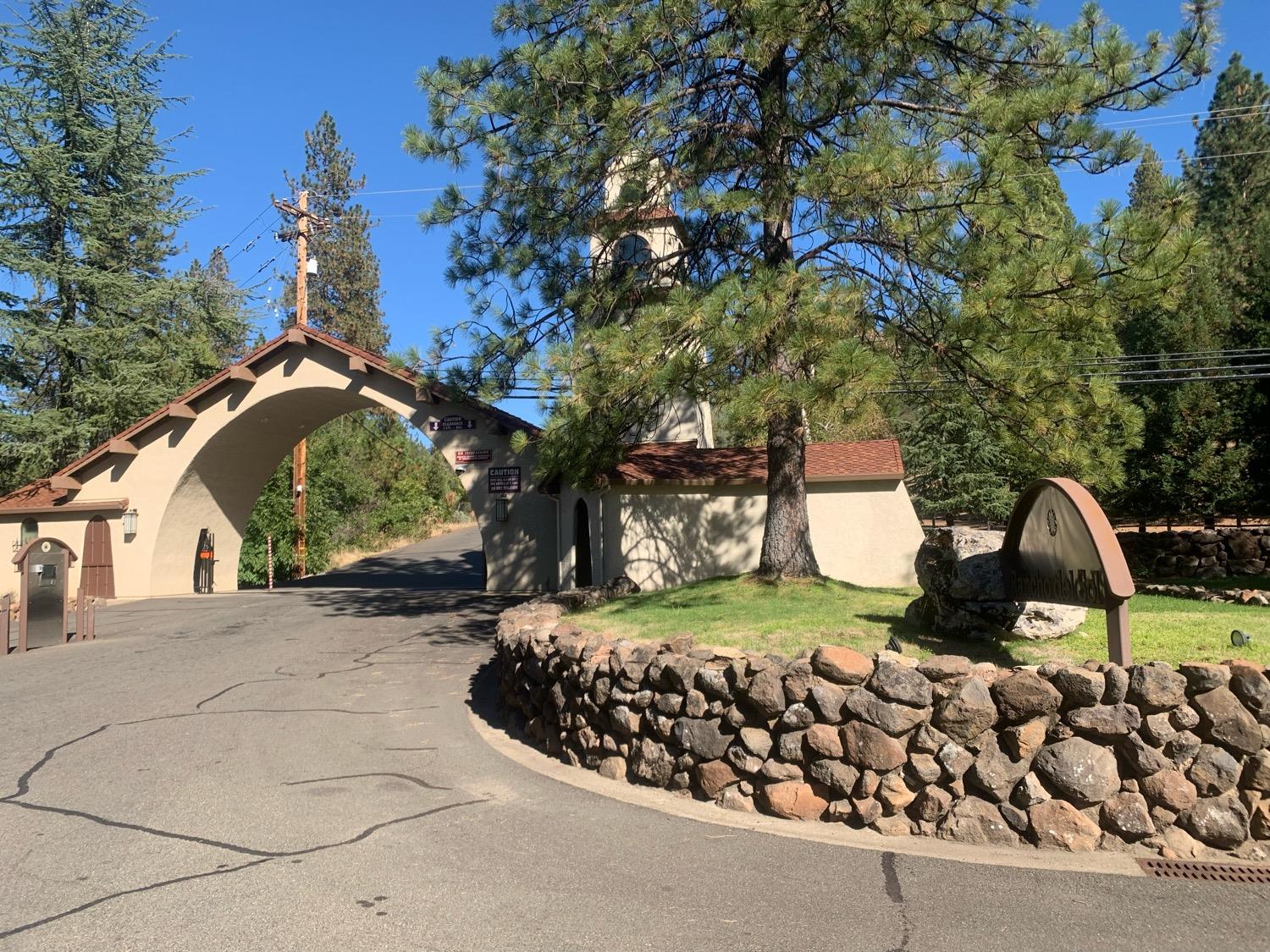 Photo of 2 Puerta Del Sol in Pollock Pines, CA