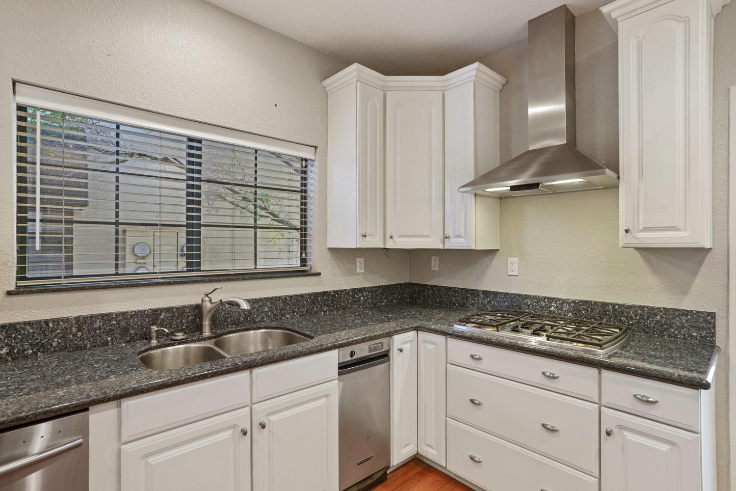 Detail Gallery Image 11 of 45 For 1132 Rivergate Dr #14,  Lodi,  CA 95240 - 2 Beds | 2/1 Baths