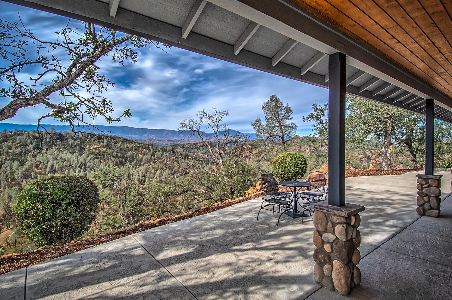 Detail Gallery Image 20 of 46 For 13495 Red Bank Road, Red Bluff,  CA 96080 - 3 Beds | 2 Baths