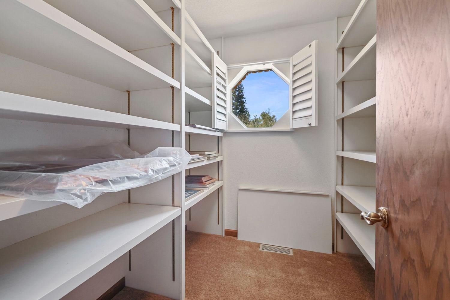 Detail Gallery Image 53 of 98 For 1336 Rivergate Dr, Lodi,  CA 95240 - 4 Beds | 3/1 Baths