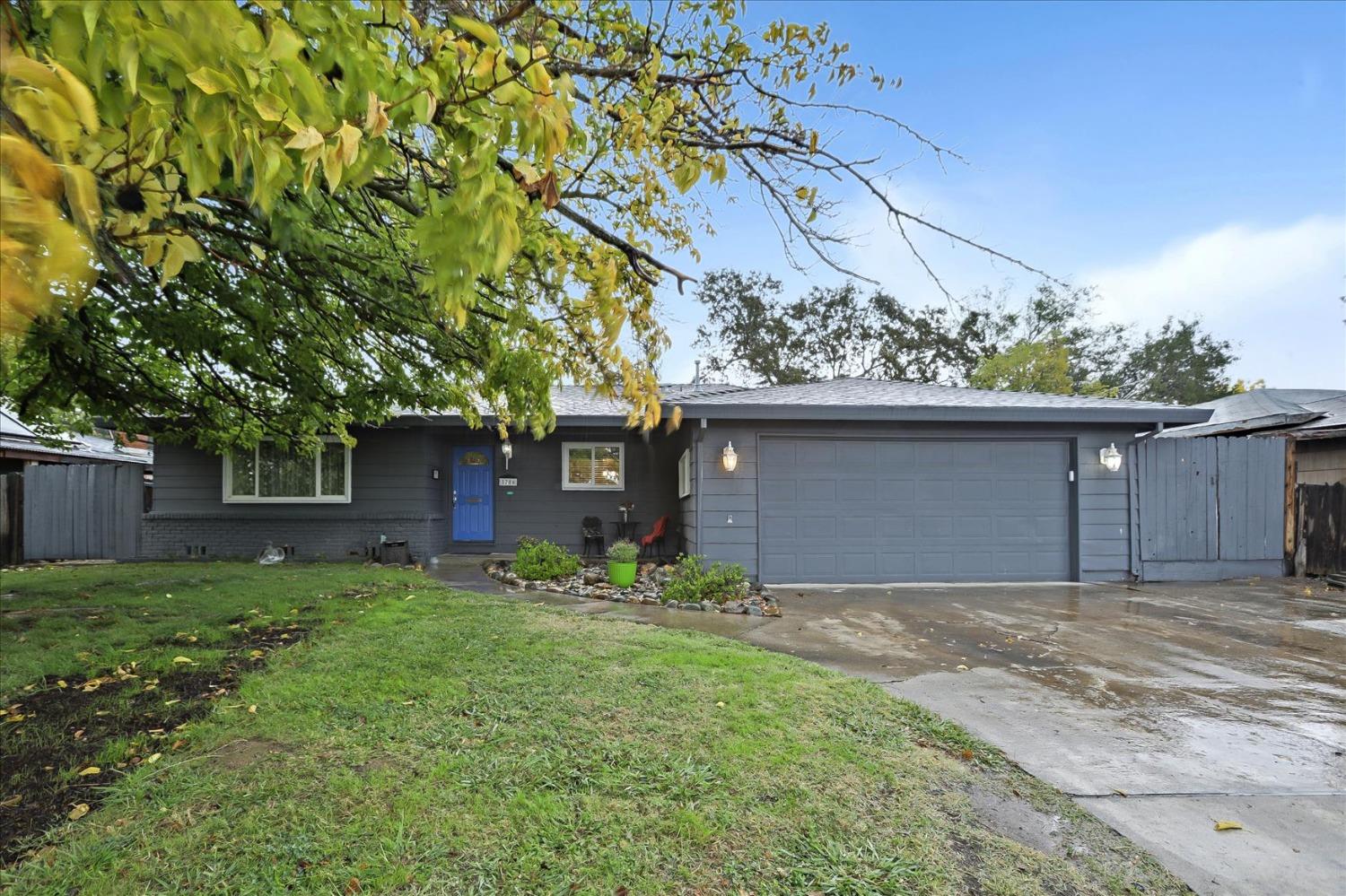 Photo of 5706 Southview Ct in Citrus Heights, CA