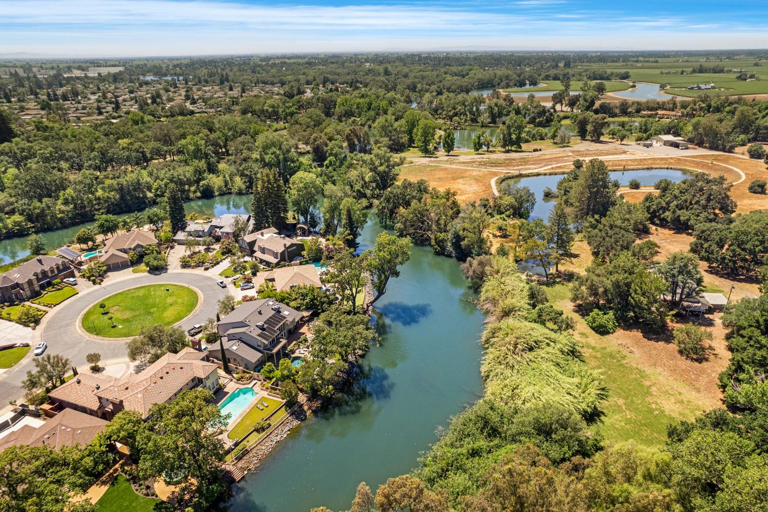 Detail Gallery Image 94 of 98 For 1336 Rivergate Dr, Lodi,  CA 95240 - 4 Beds | 3/1 Baths