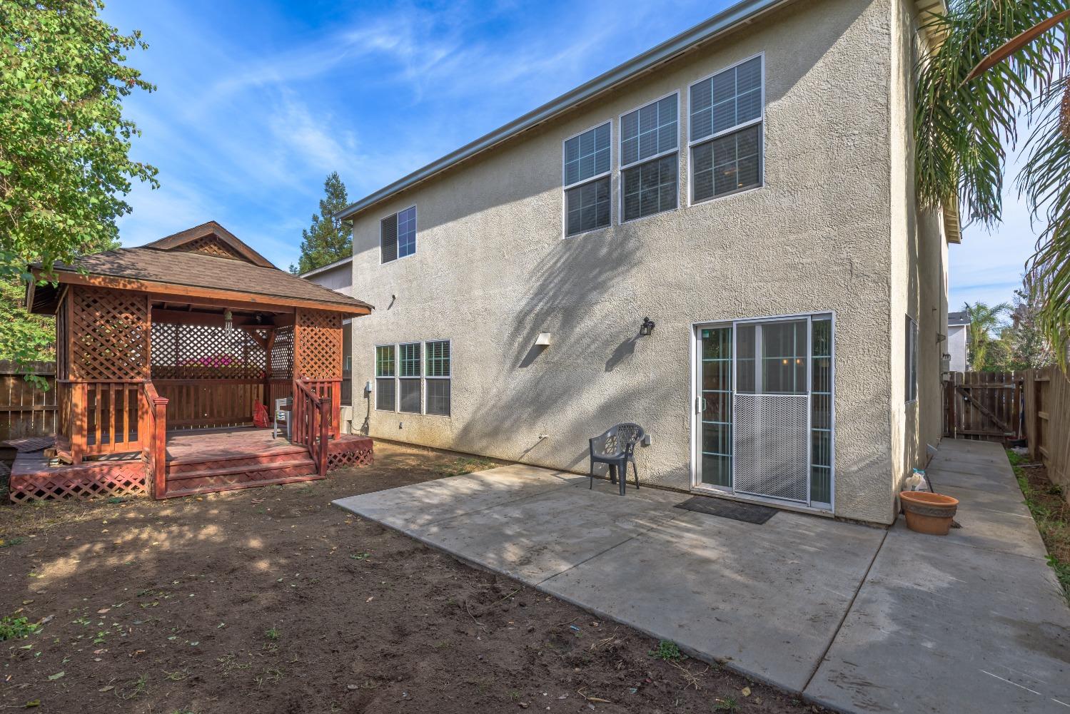 Detail Gallery Image 6 of 37 For 3755 Larkspur Ave, Merced,  CA 95348 - 3 Beds | 2/1 Baths