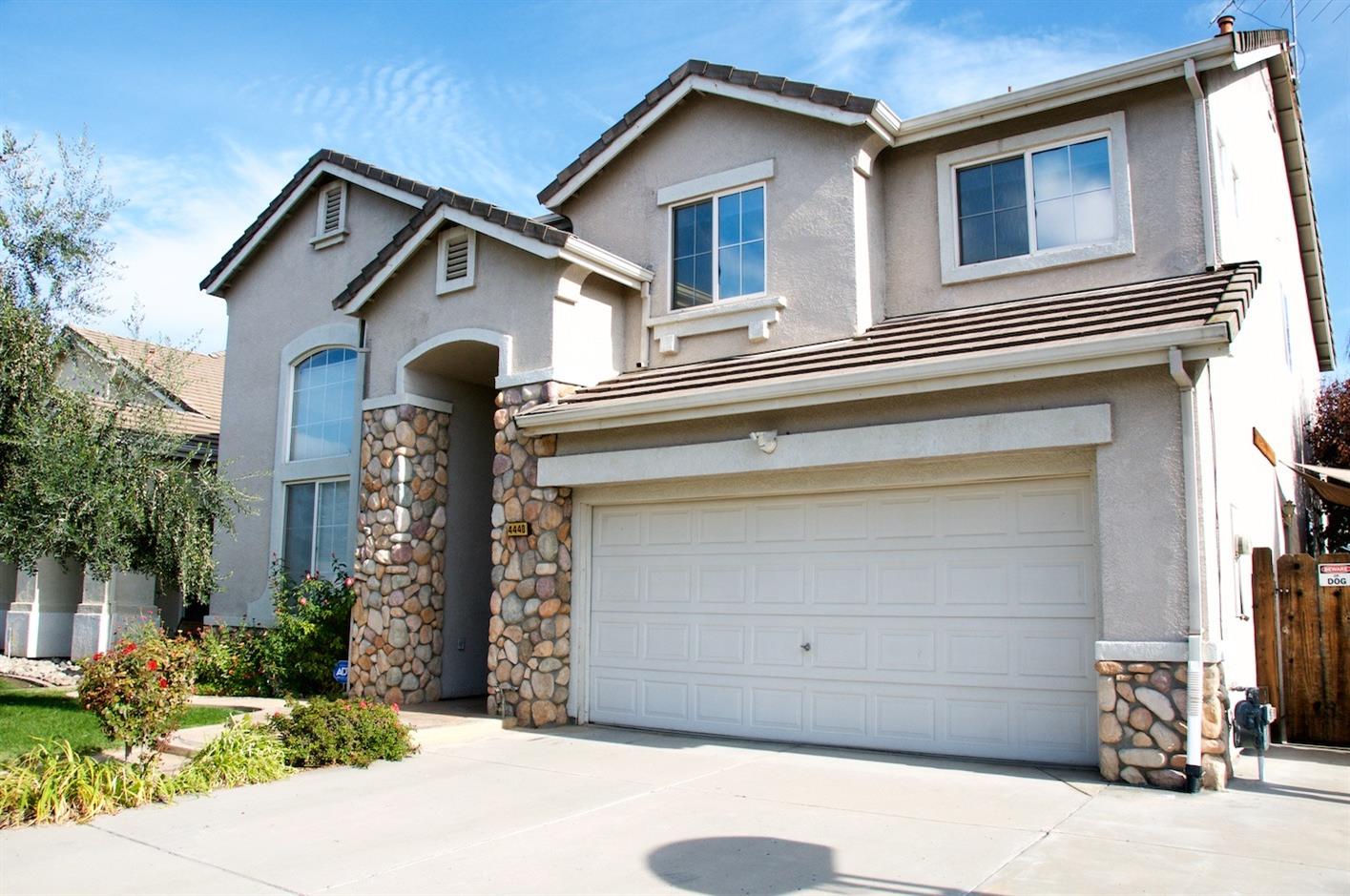 Detail Gallery Image 2 of 68 For 4440 Olive, Turlock,  CA 95382 - 4 Beds | 3 Baths