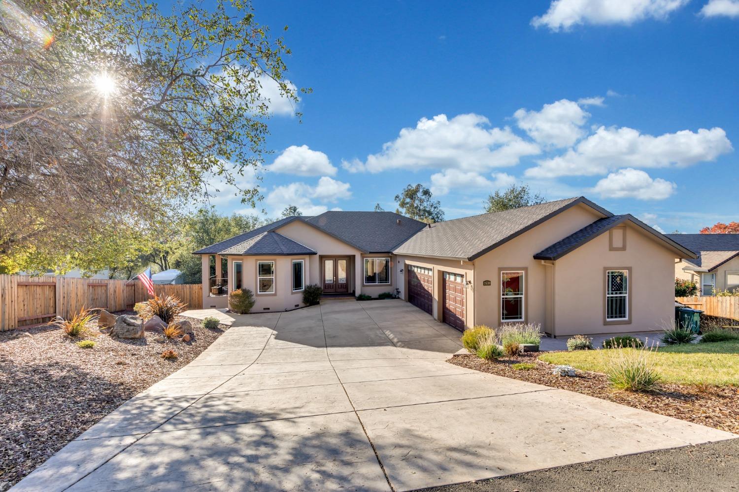 Photo of 3530 Santos Cir in Cameron Park, CA