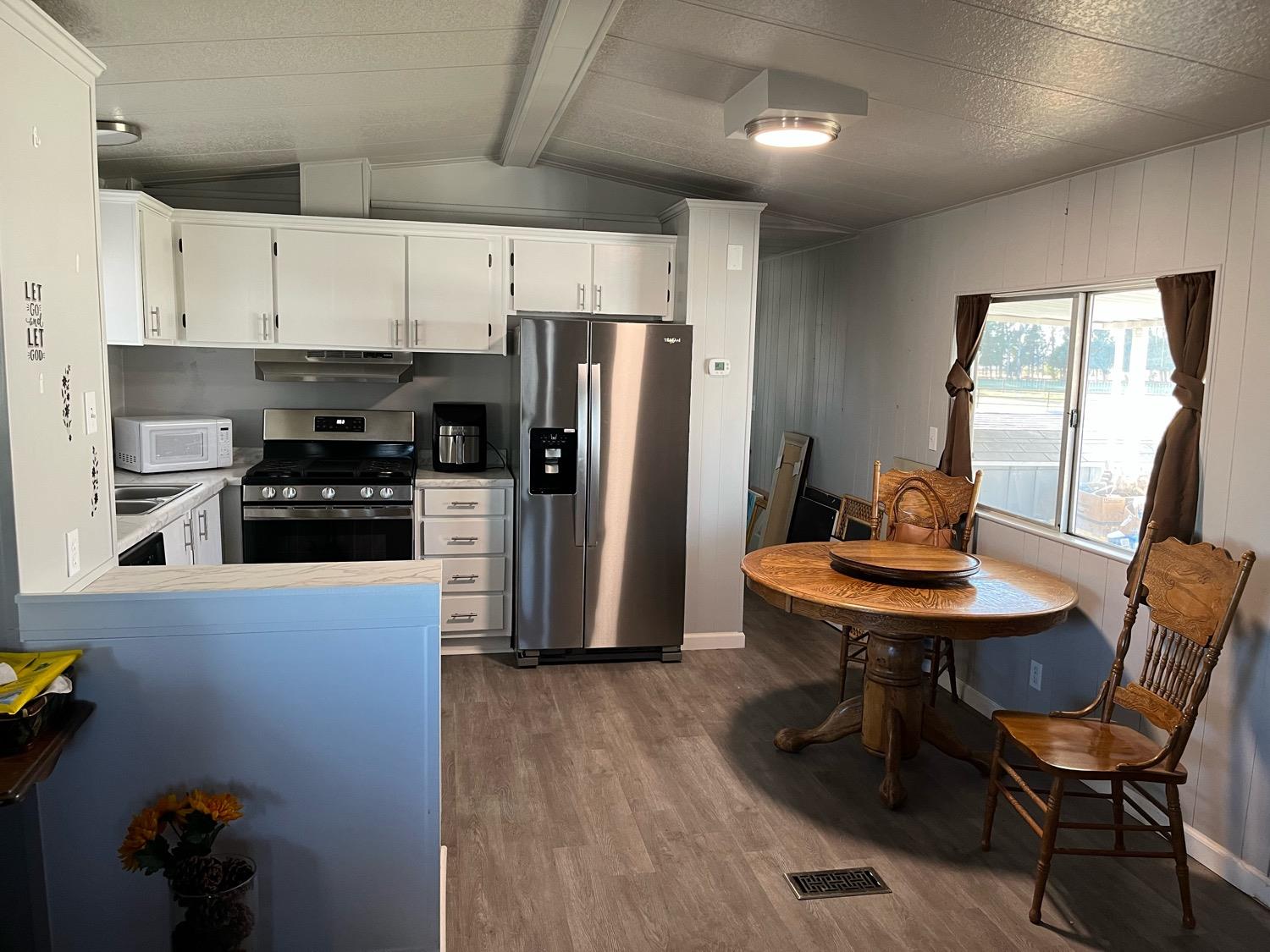 Detail Gallery Image 2 of 16 For 5519 Keith Ct 33, Turlock,  CA 95382 - 1 Beds | 1 Baths