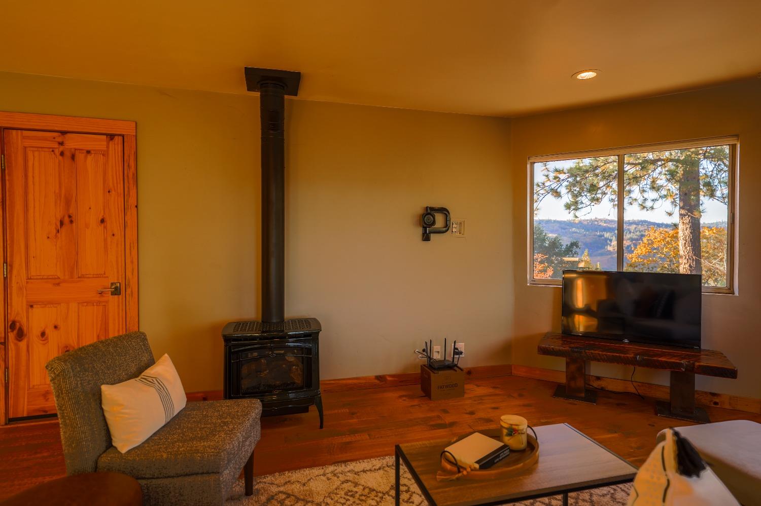 Detail Gallery Image 57 of 65 For 18070 Eaglenest Rd, Grass Valley,  CA 95945 - 2 Beds | 2/1 Baths