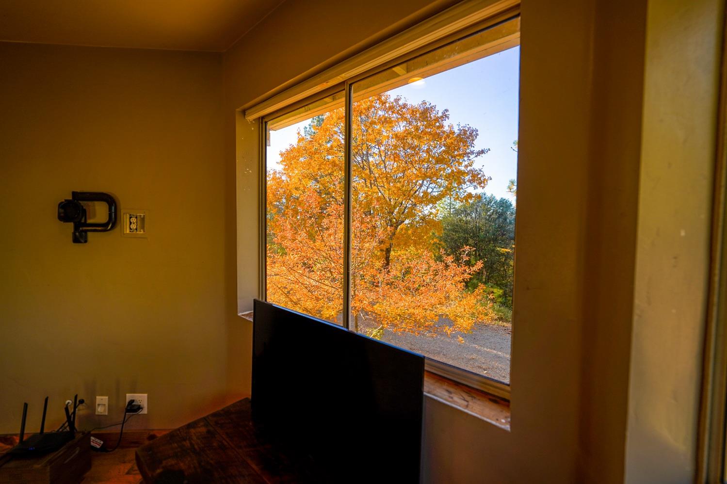 Detail Gallery Image 50 of 65 For 18070 Eaglenest Rd, Grass Valley,  CA 95945 - 2 Beds | 2/1 Baths