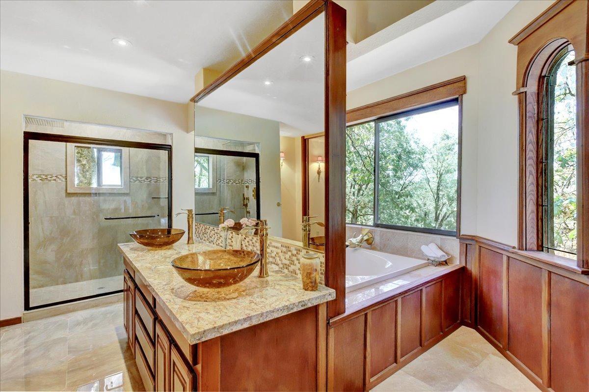 Detail Gallery Image 38 of 85 For 27689 Table Meadow Rd, Auburn,  CA 95602 - 6 Beds | 4/1 Baths