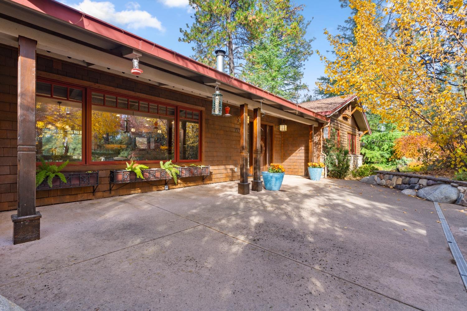 Detail Gallery Image 1 of 1 For 14212 Timm Ln, Nevada City,  CA 95959 - 4 Beds | 2/1 Baths