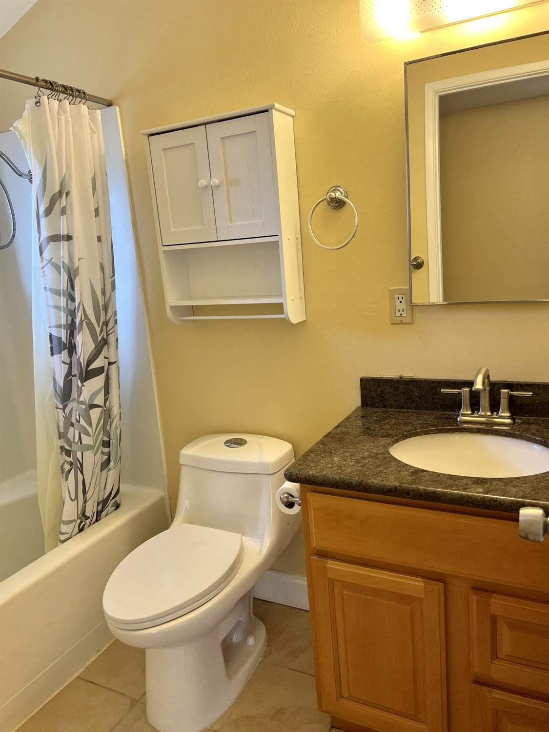 Detail Gallery Image 12 of 31 For 1453 Lucena Ct, San Jose,  CA 95132 - 4 Beds | 2/1 Baths