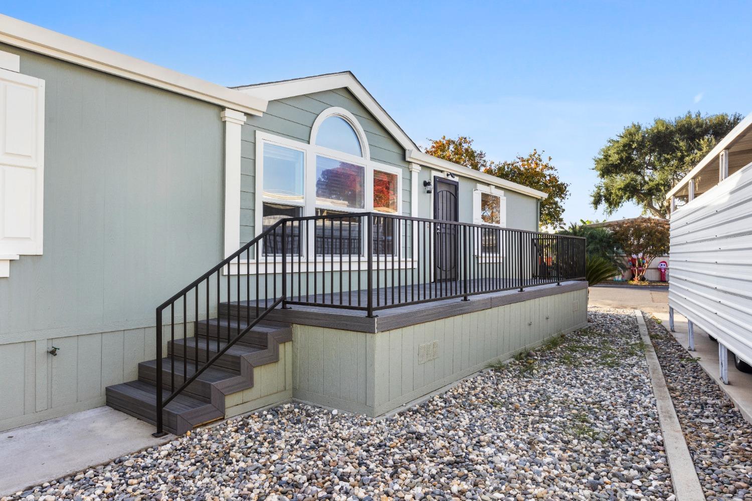 Detail Gallery Image 1 of 1 For 2841 Fowler Rd 151, Ceres,  CA 95307 - 3 Beds | 2 Baths