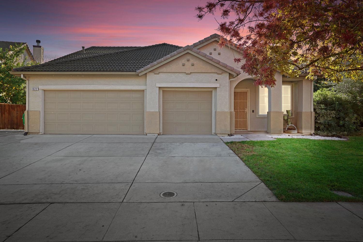 Detail Gallery Image 1 of 1 For 1872 N Star Tulip St, Manteca,  CA 95337 - 3 Beds | 2 Baths