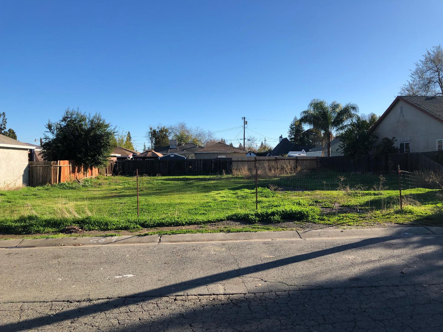 Grant Way, Yuba City, California image 2
