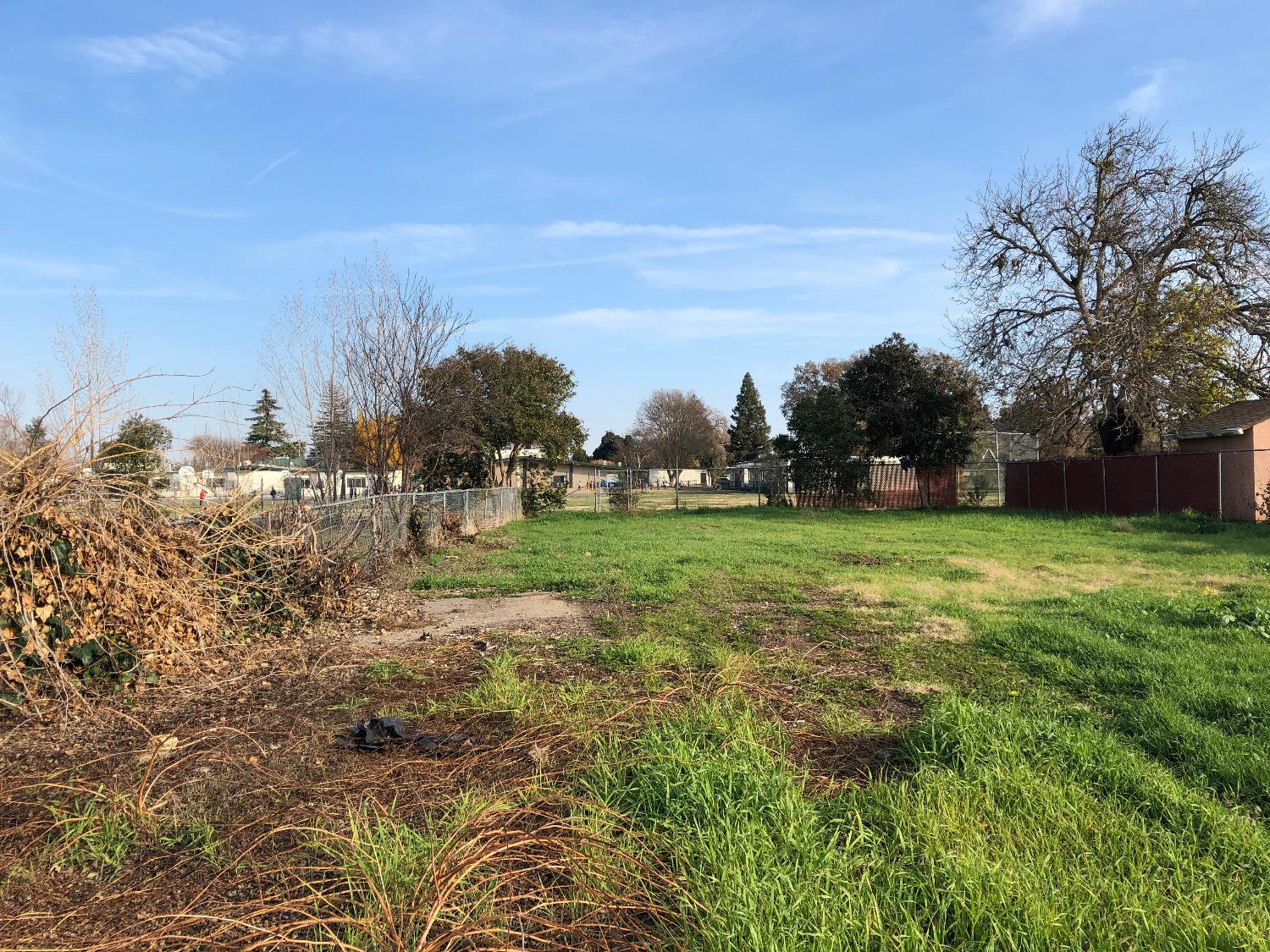 Photo of 1697 Hooper Rd in Yuba City, CA
