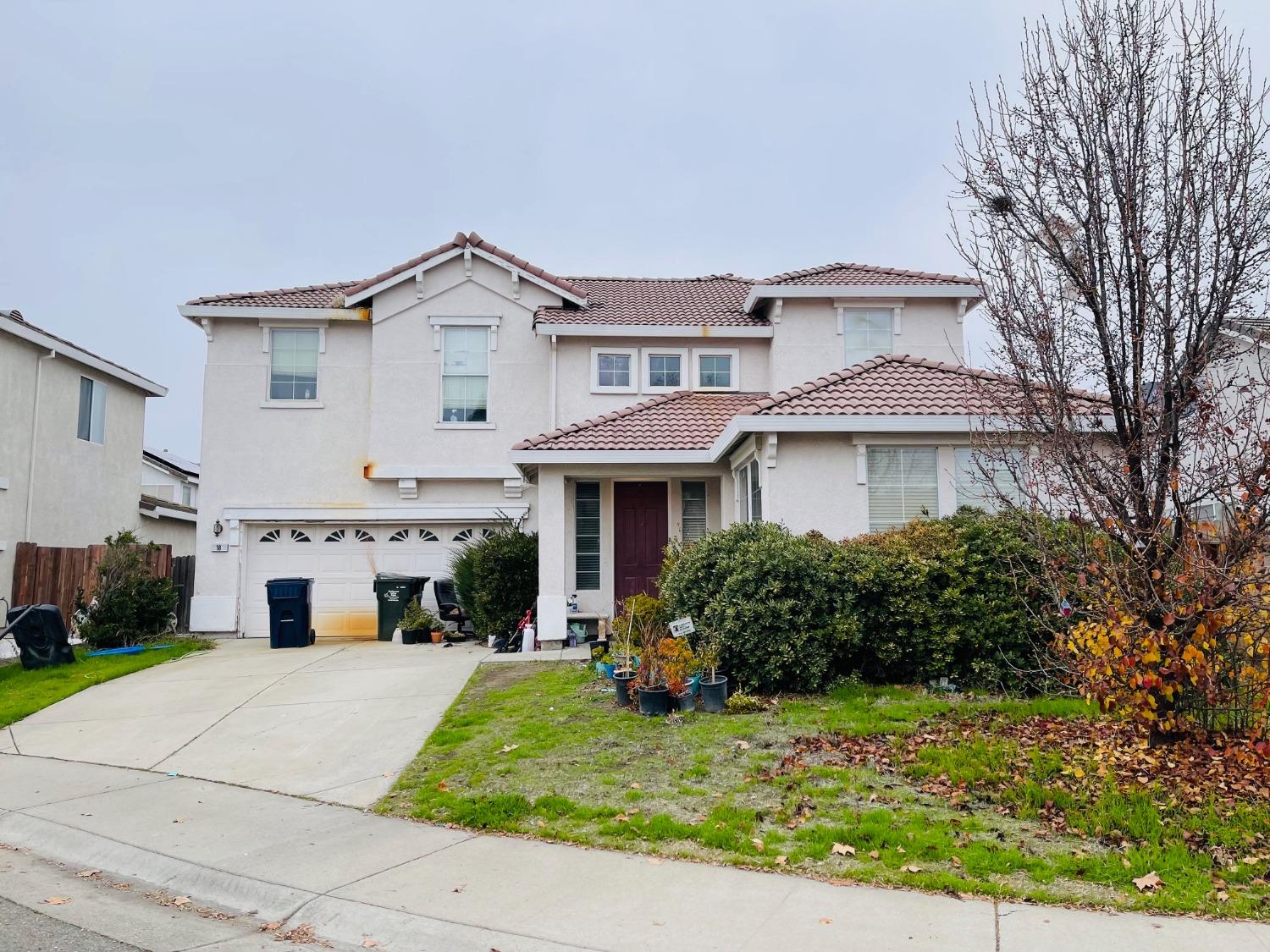 Photo of 18 Tonga Ct in Elk Grove, CA