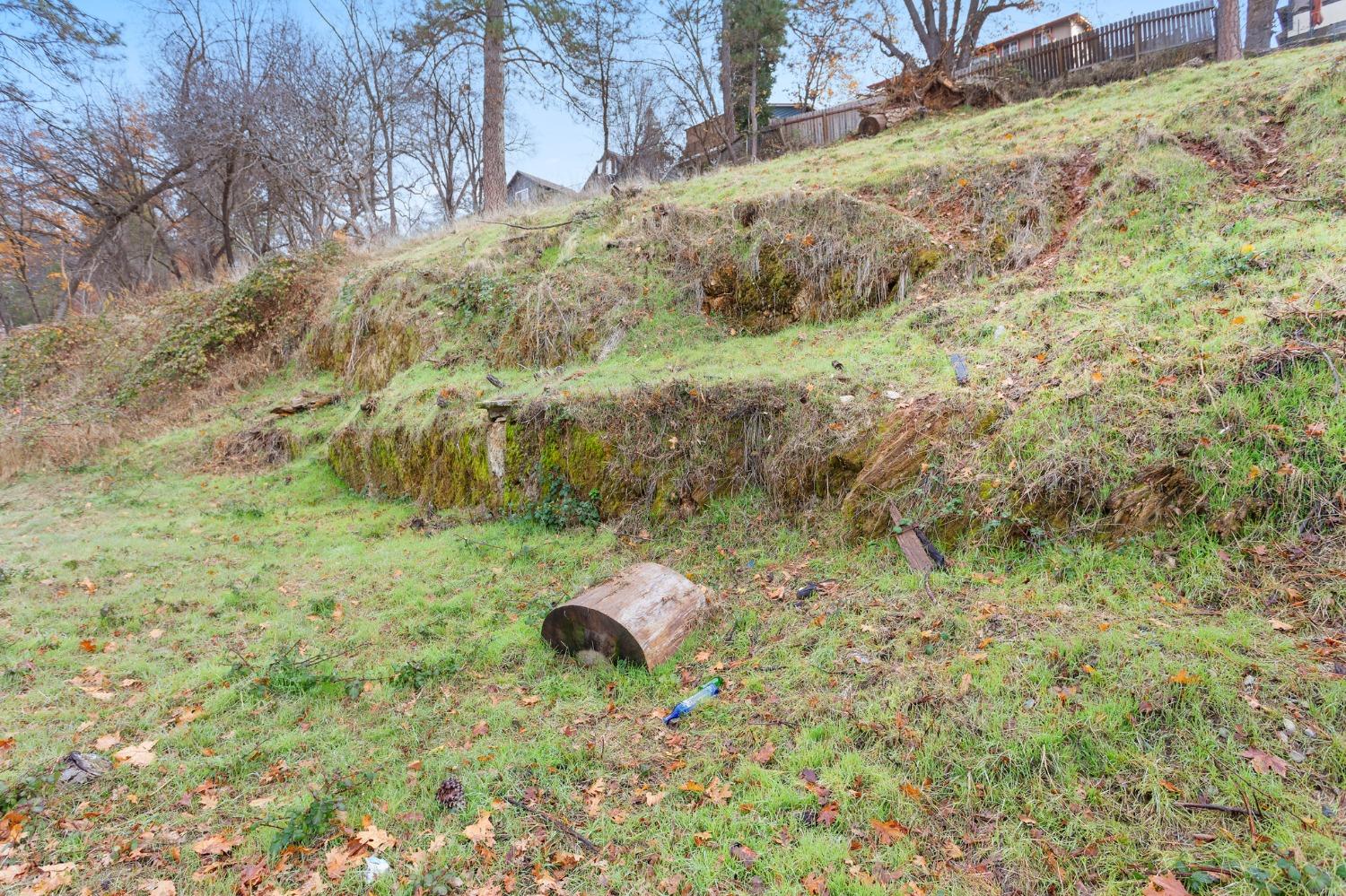 Photo of 854 Spring St in Placerville, CA