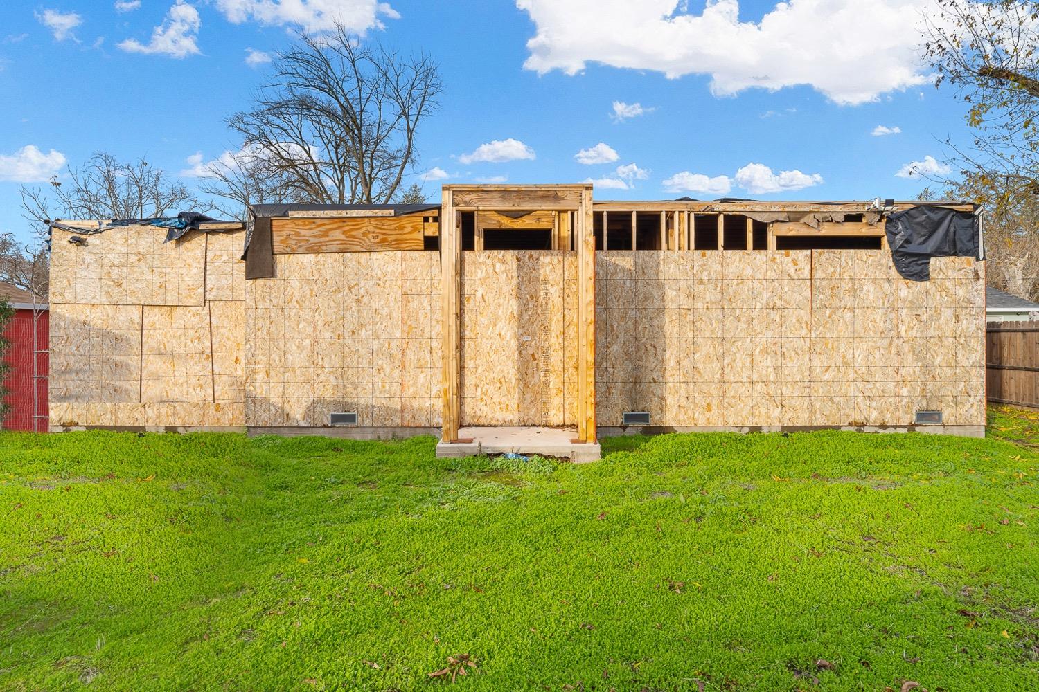 Photo of 1027 Opal Ln in Sacramento, CA