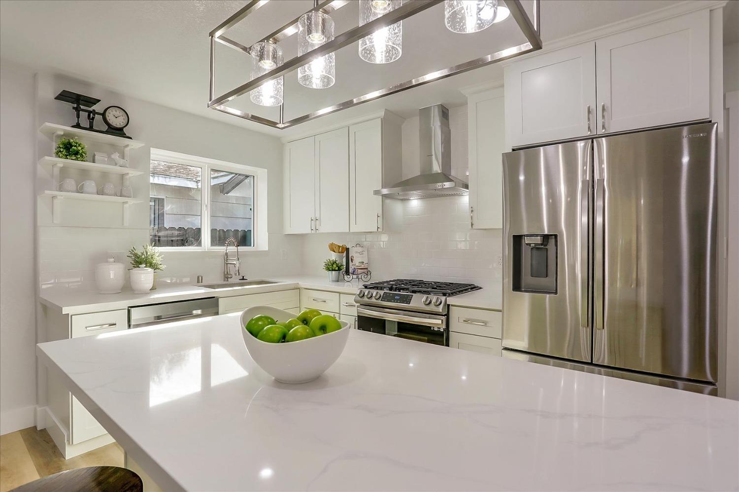 Photo of 1167 Darnel Wy in Sacramento, CA