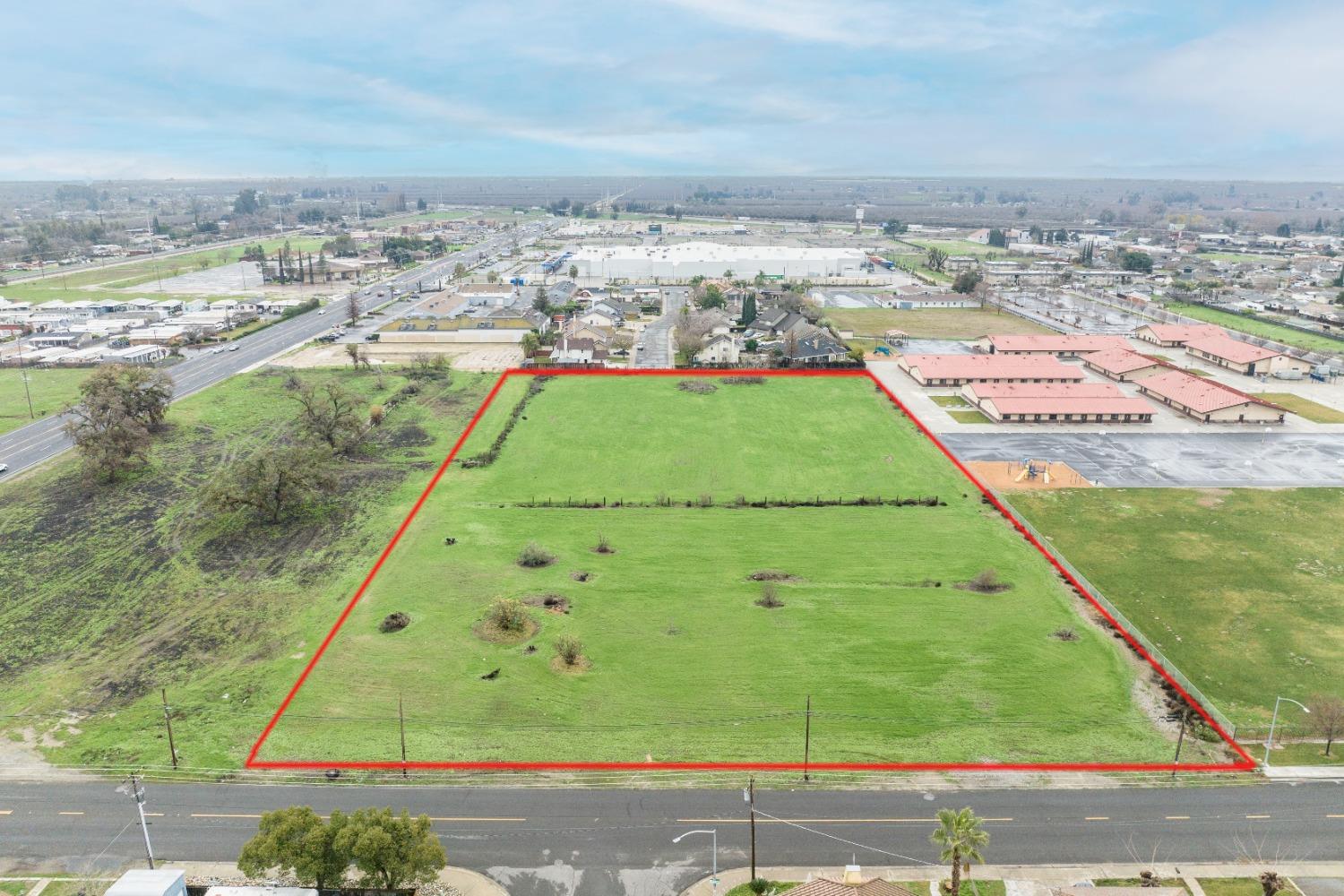 Photo of 2936 Roeding Rd in Ceres, CA