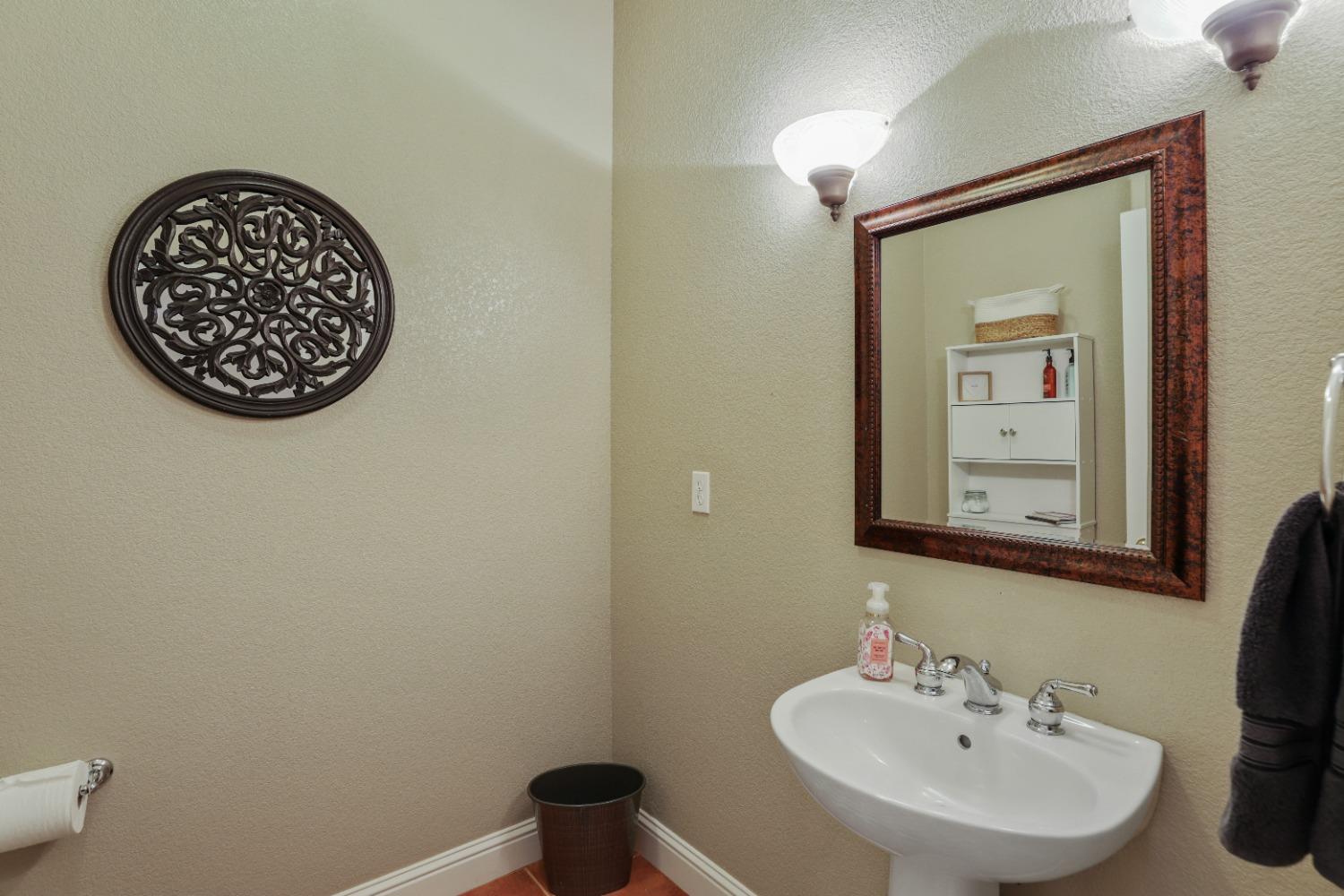 Detail Gallery Image 34 of 57 For 66 Knolls Ct, Copperopolis,  CA 95228 - 3 Beds | 2/1 Baths