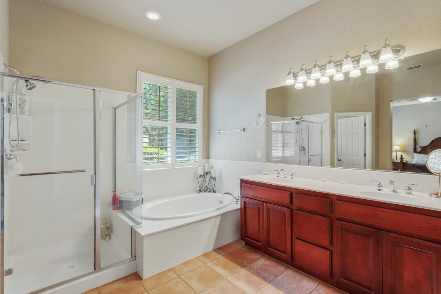 Detail Gallery Image 27 of 57 For 66 Knolls Ct, Copperopolis,  CA 95228 - 3 Beds | 2/1 Baths