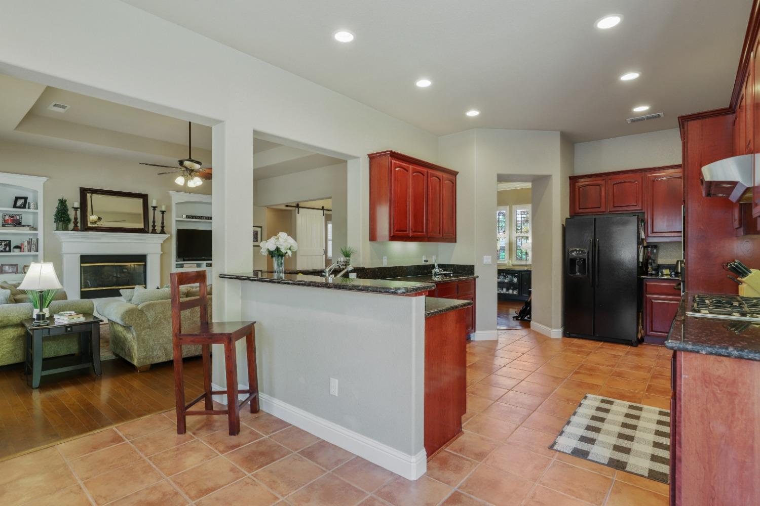 Detail Gallery Image 16 of 57 For 66 Knolls Ct, Copperopolis,  CA 95228 - 3 Beds | 2/1 Baths