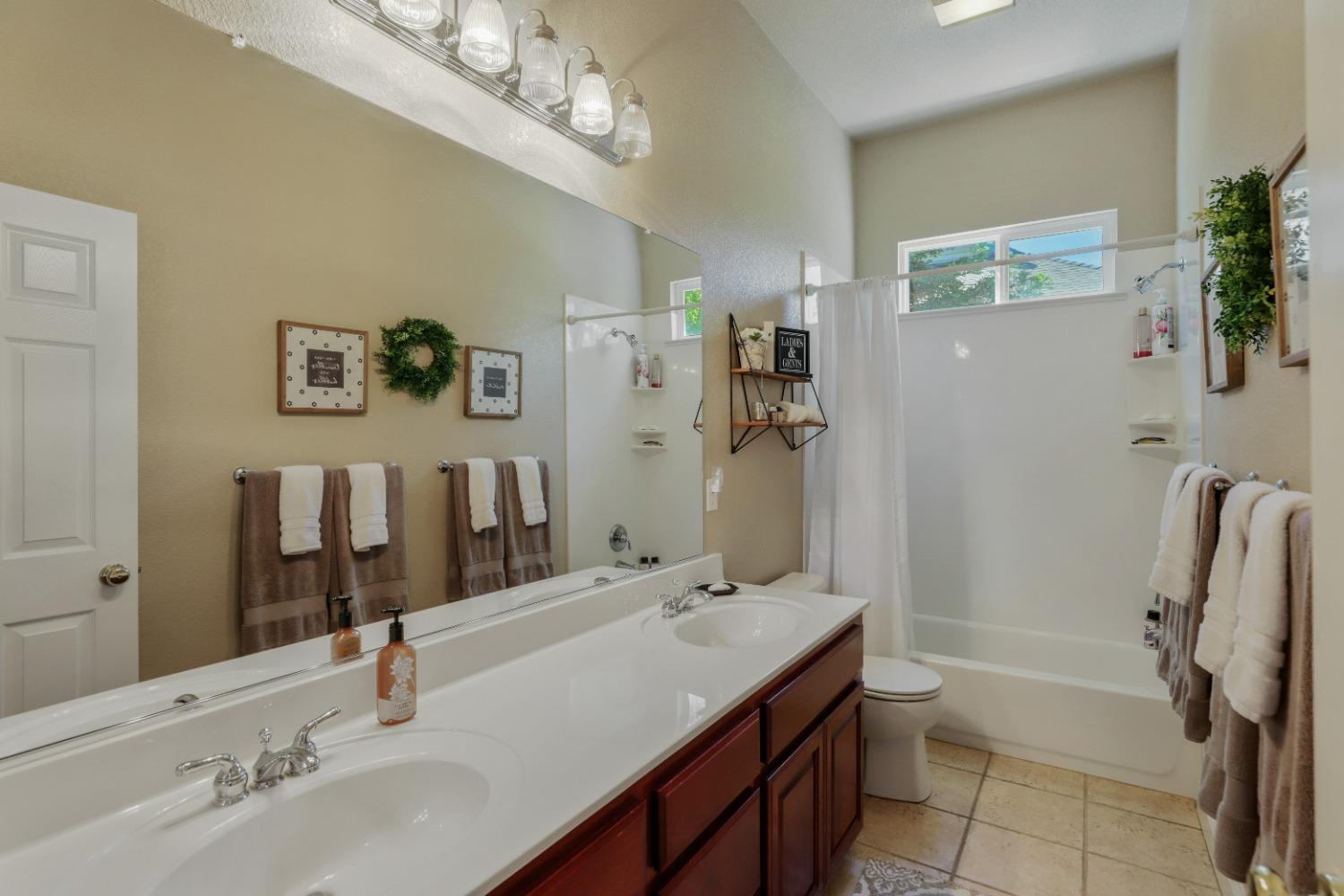Detail Gallery Image 31 of 57 For 66 Knolls Ct, Copperopolis,  CA 95228 - 3 Beds | 2/1 Baths