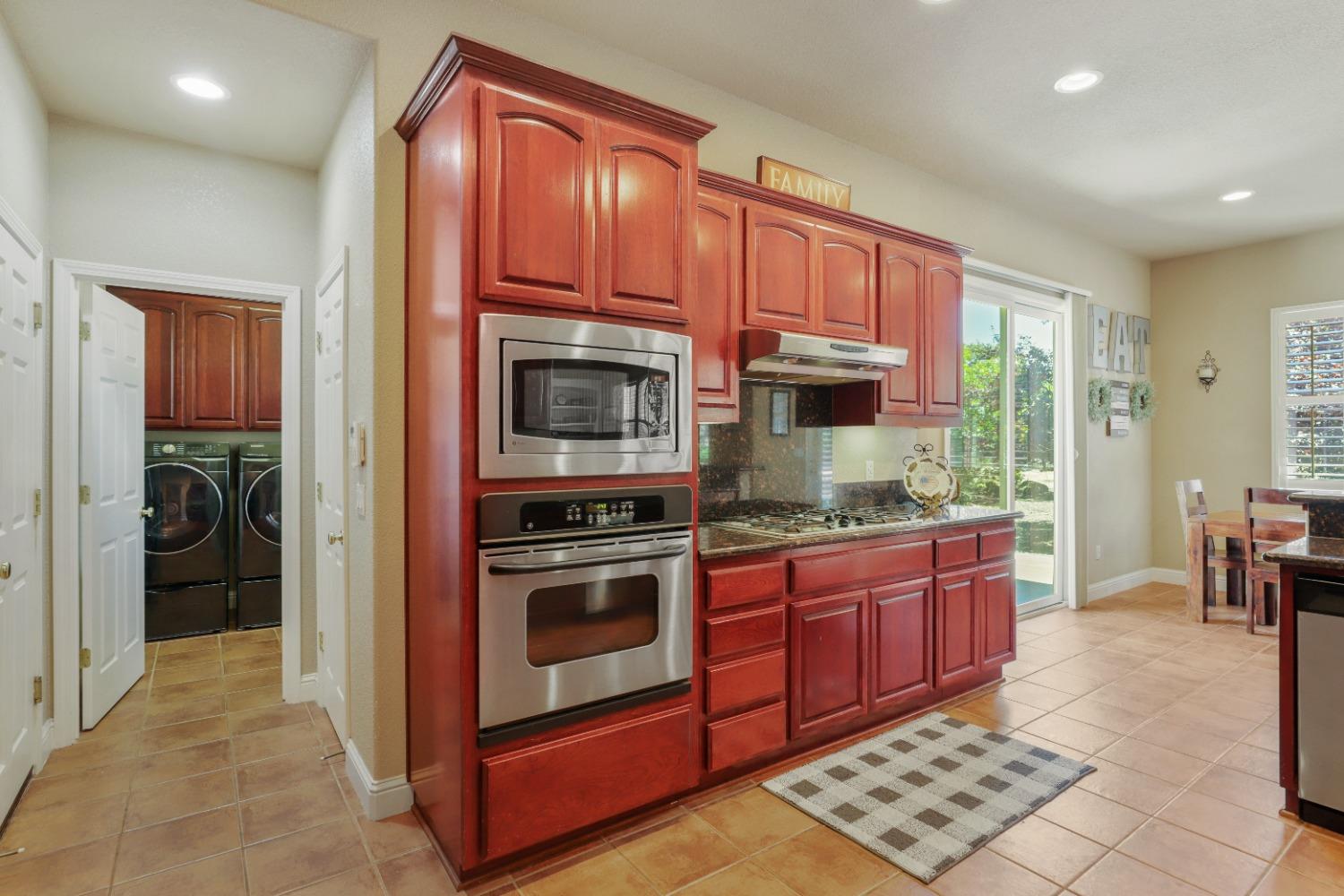 Detail Gallery Image 21 of 57 For 66 Knolls Ct, Copperopolis,  CA 95228 - 3 Beds | 2/1 Baths