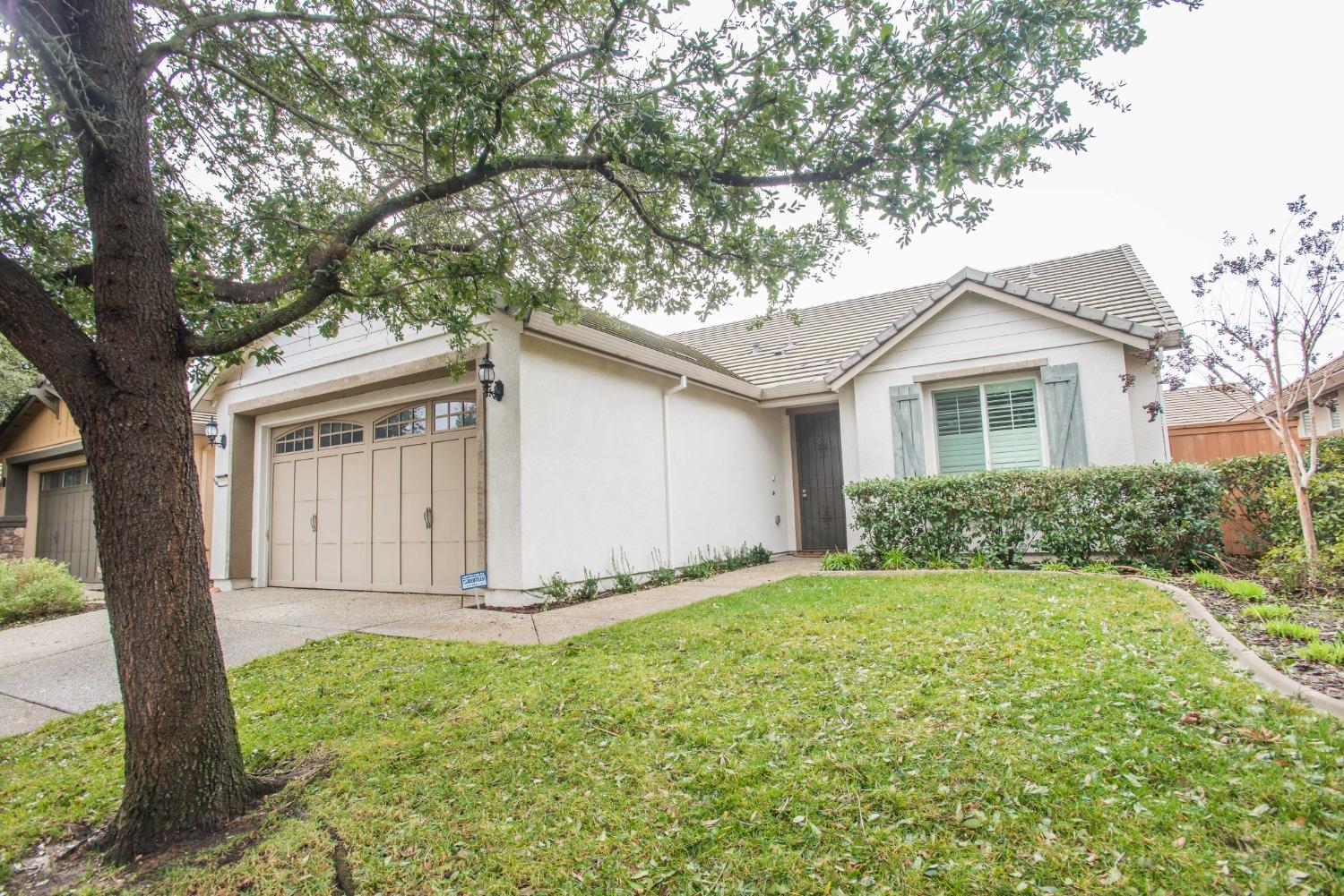 Photo of 9950 Kennet Wy in Elk Grove, CA