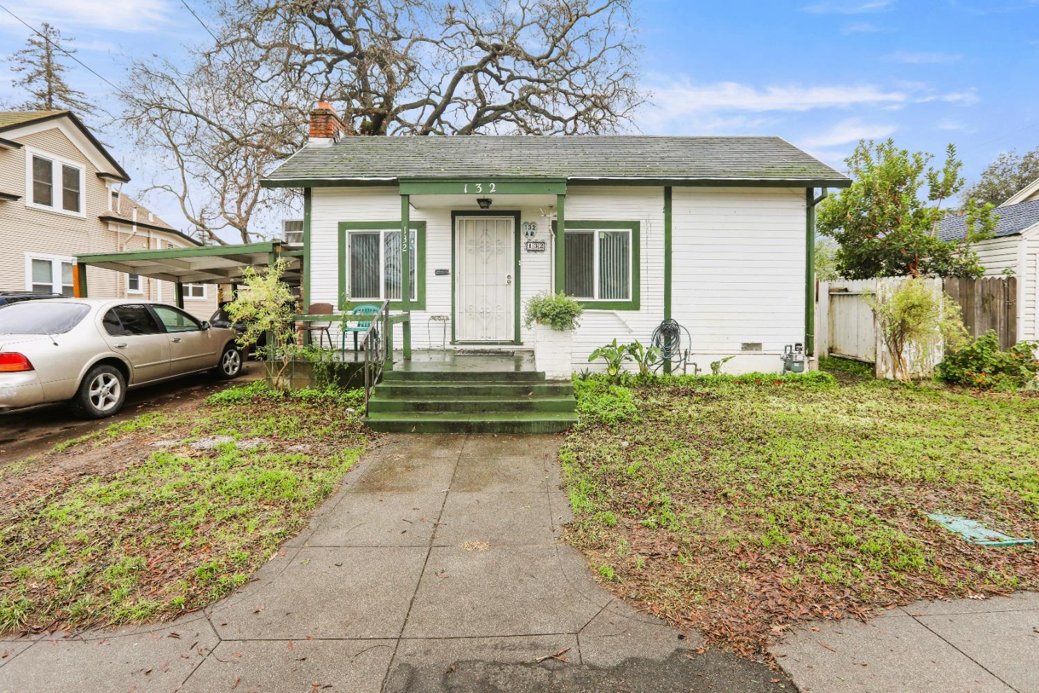 Photo of 132 Oak Ave in Woodland, CA