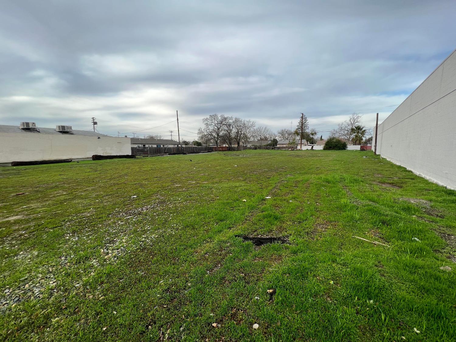 Photo of 5936 Freeport Blvd in Sacramento, CA
